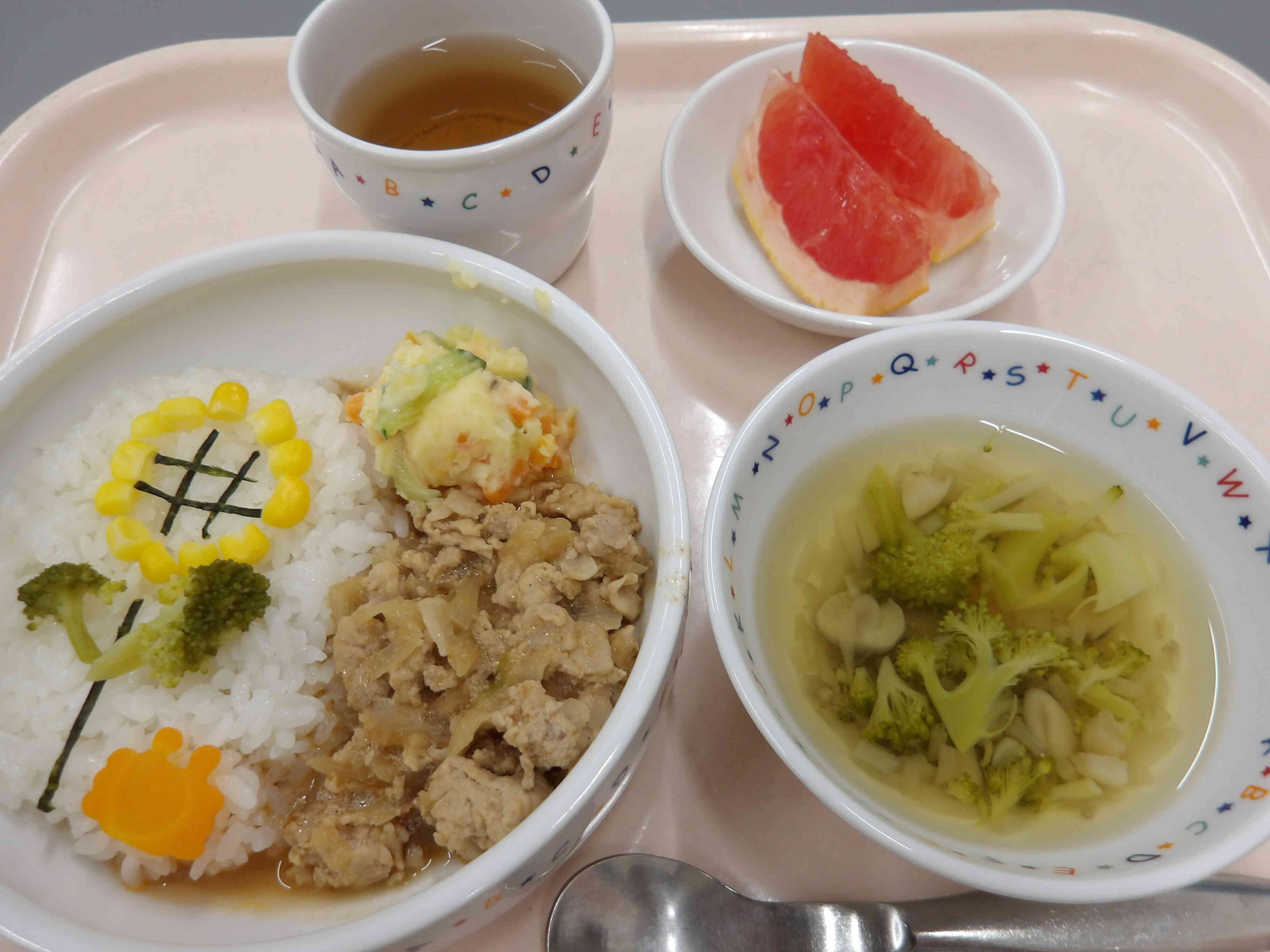 8月のお楽しみ給食
