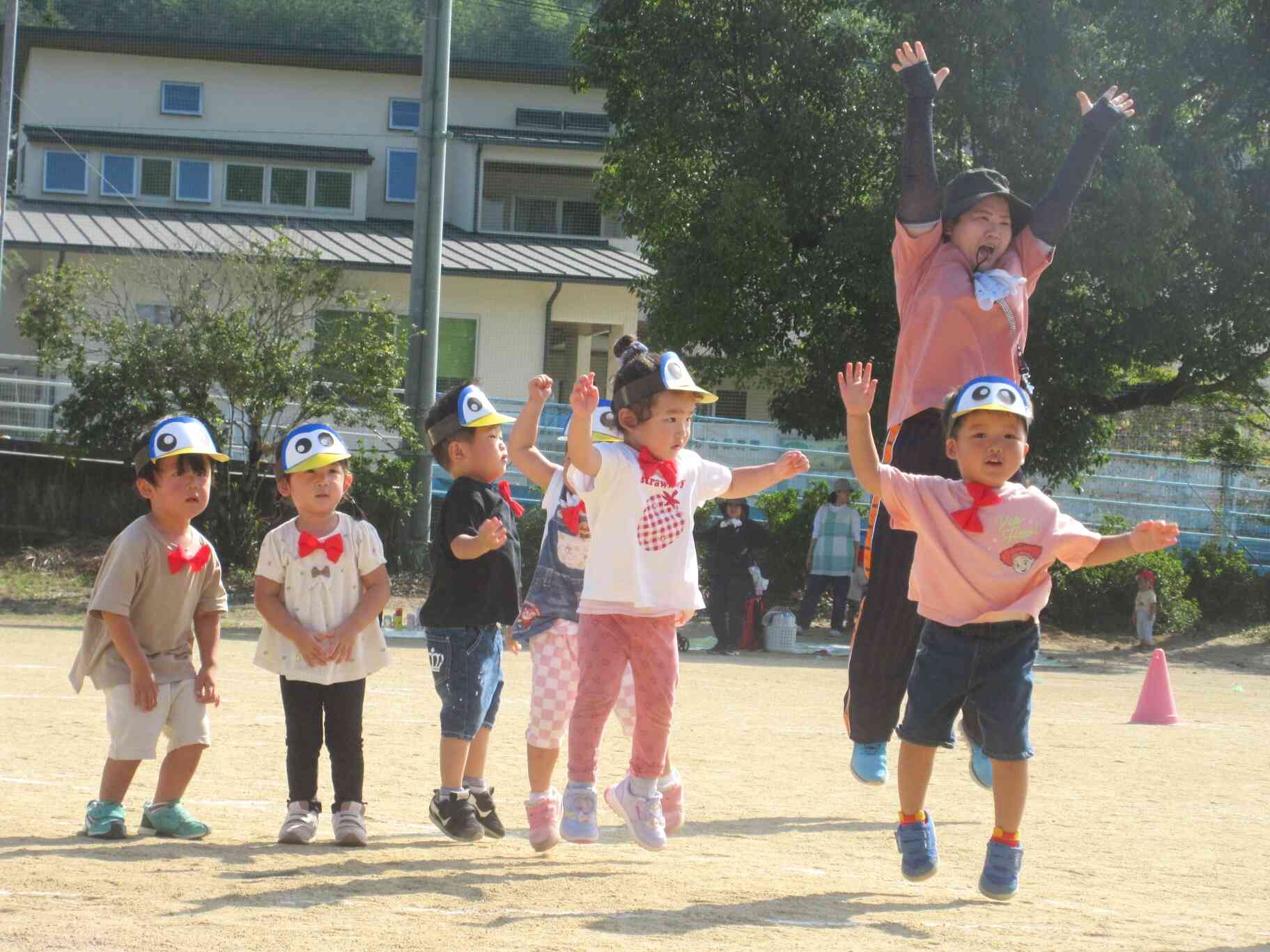 ロケットペンギン、スイスイスイ♪