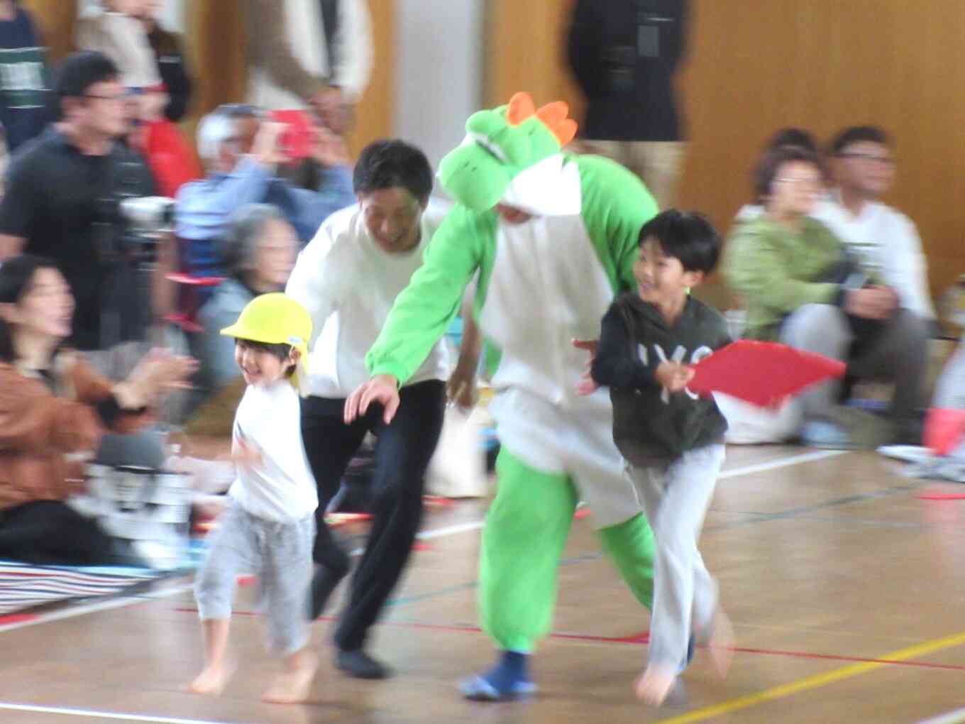 借り人競争ではたくさんの方に協力いただきました。