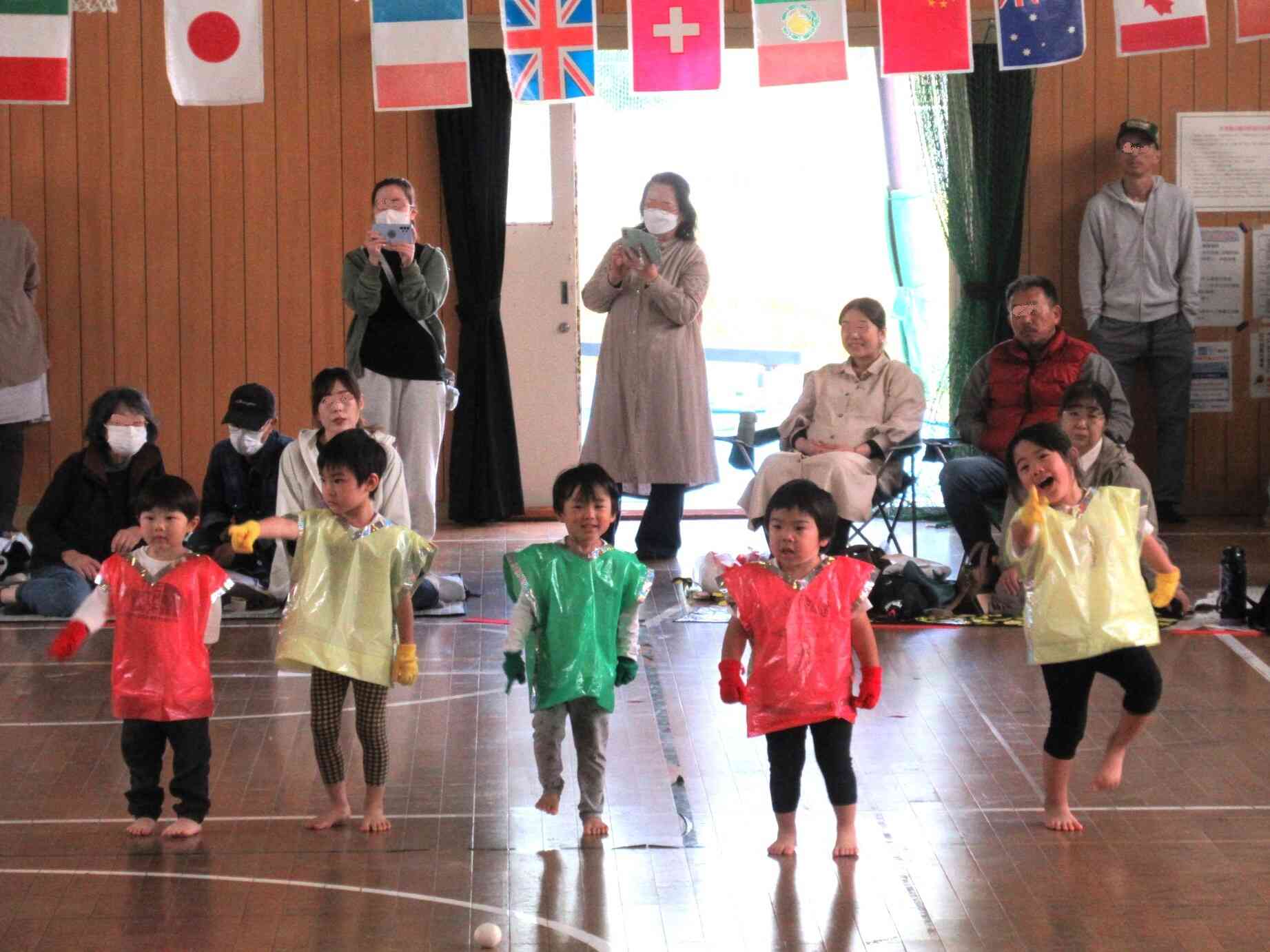 ポーズもしっかり決まったね！(くま組)