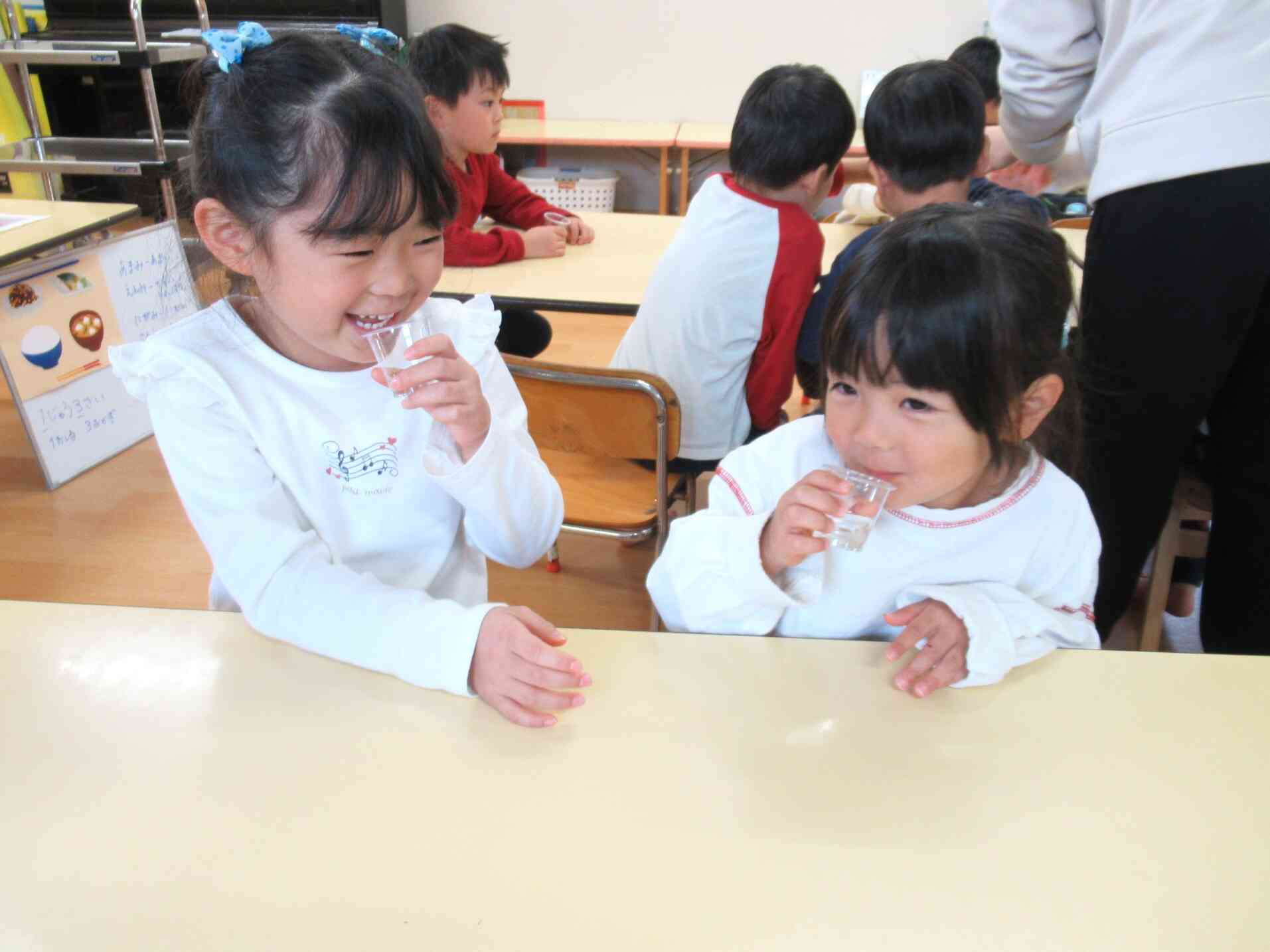 「だし」の飲み比べ