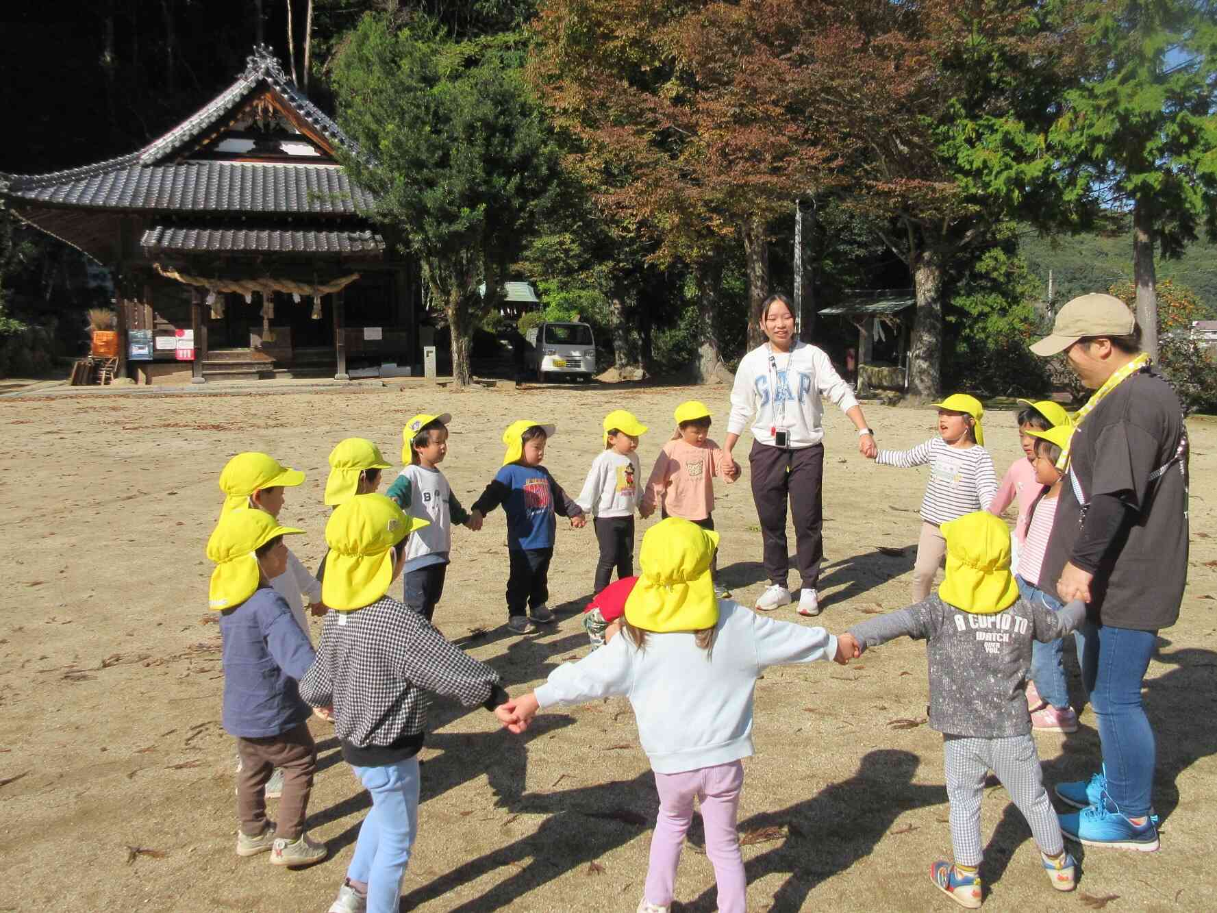 くま組遠足♪みんなでかごめかごめ♪
