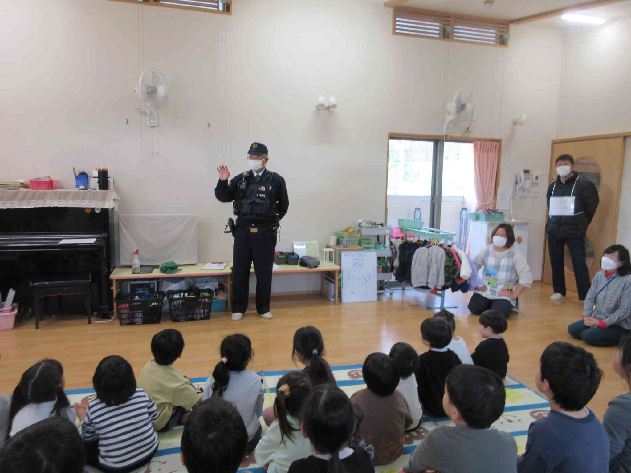 お巡りさんが駆けつけてくれました