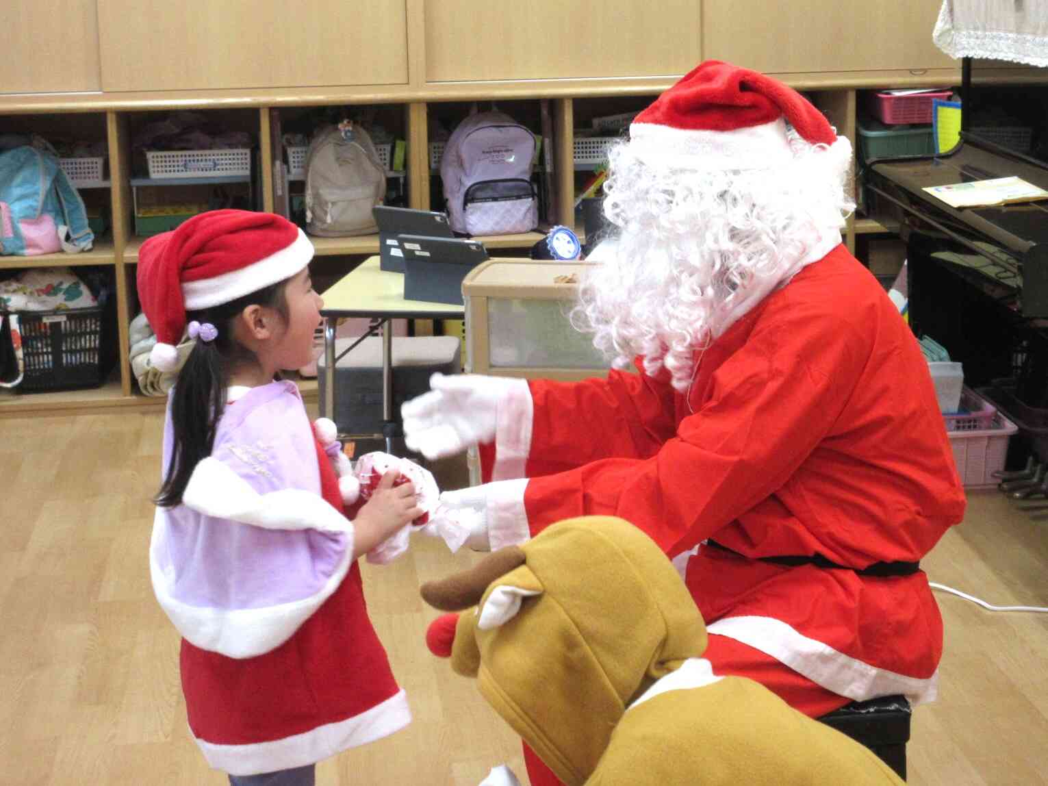保育園にサンタさんが来てくれました！