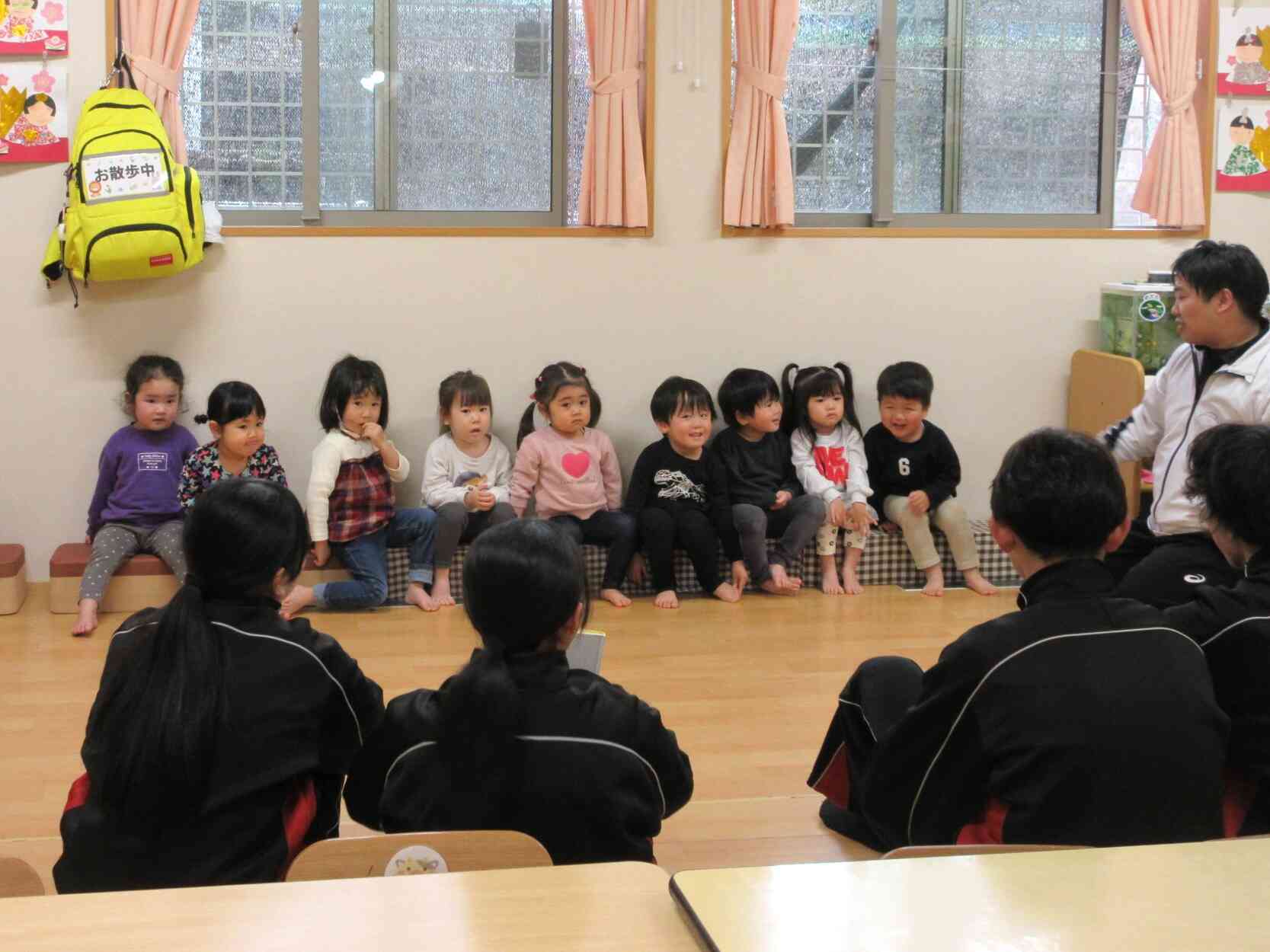 絵本を読んでもらったよ♪