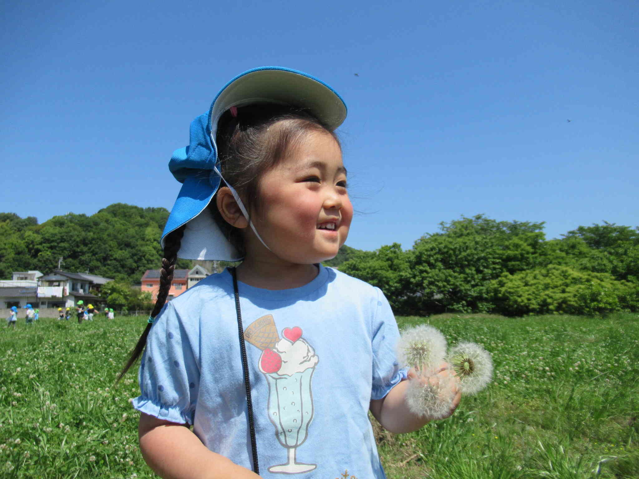 綿毛、飛んでけ～