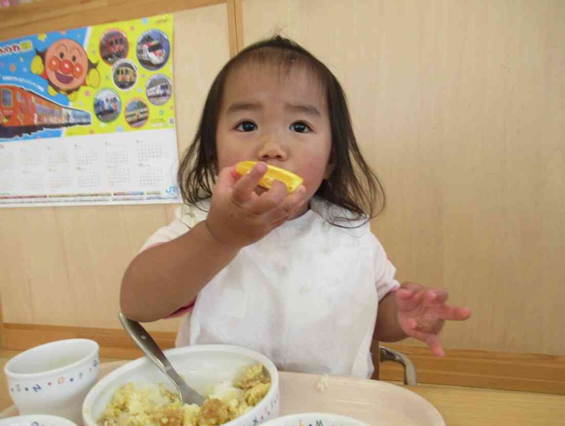 食べるの大好き!
