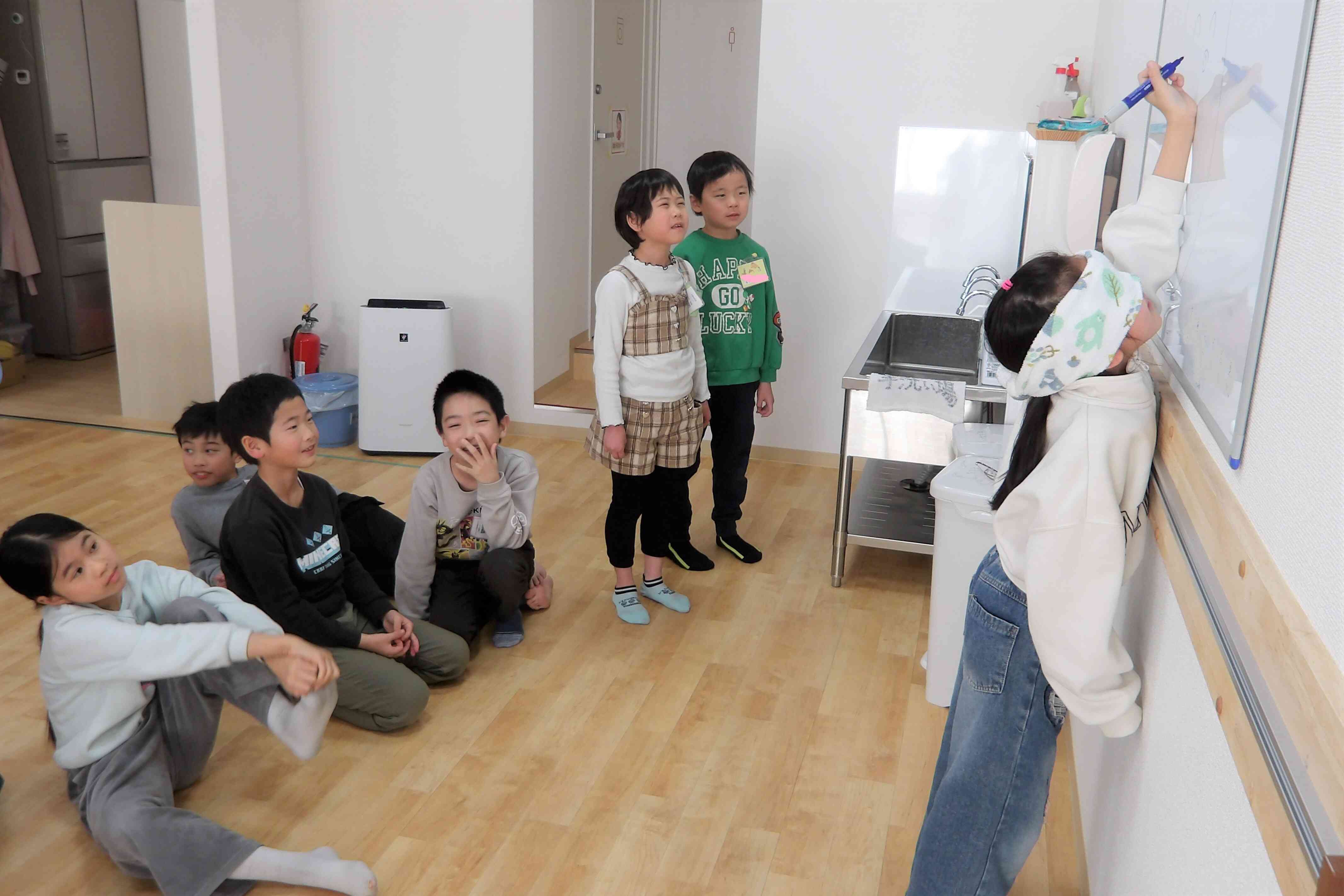 「ここ？」「もっと高くだよ！」