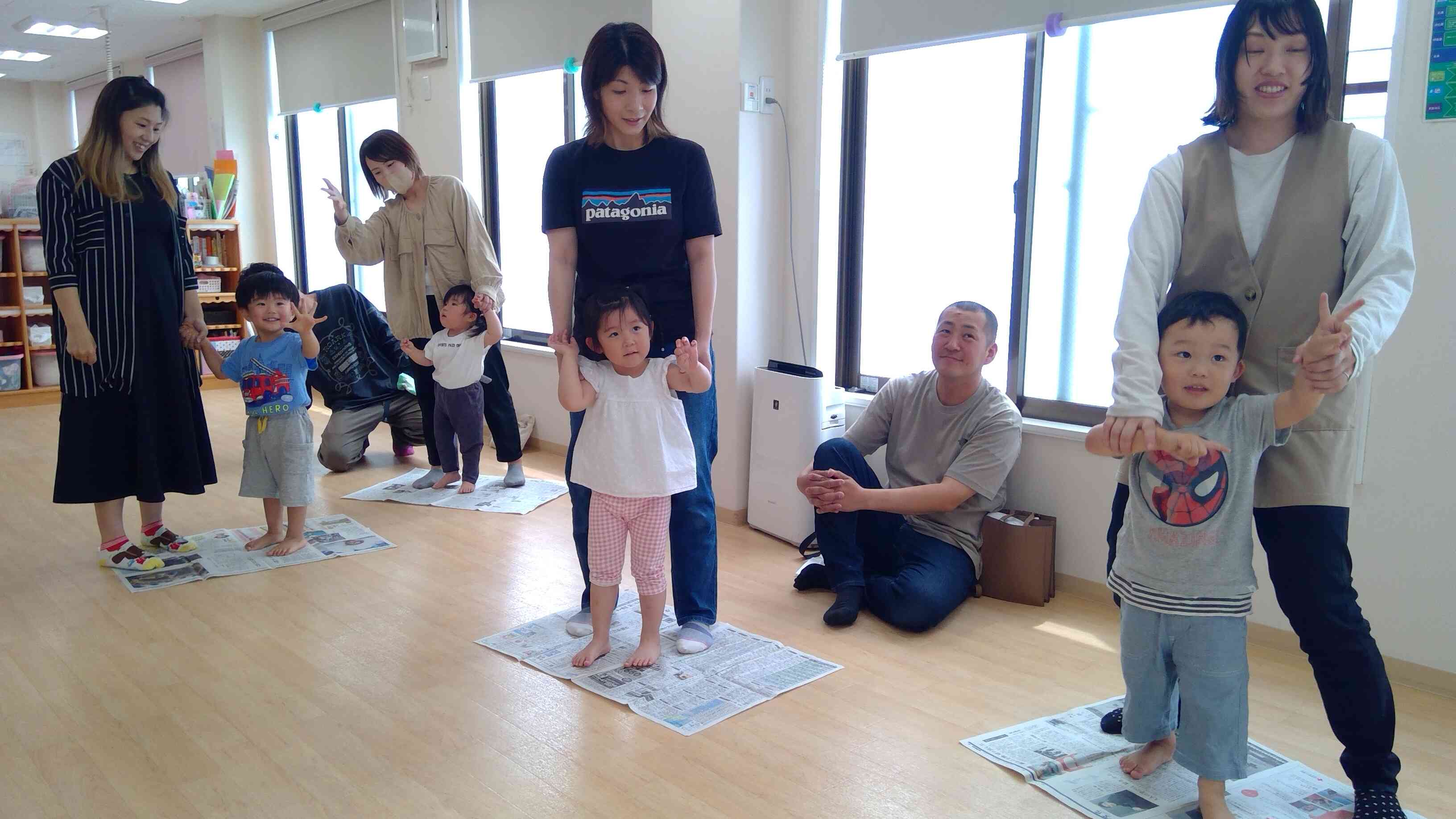 お片付けが終わったら、じゃんけんゲームの始まりです。