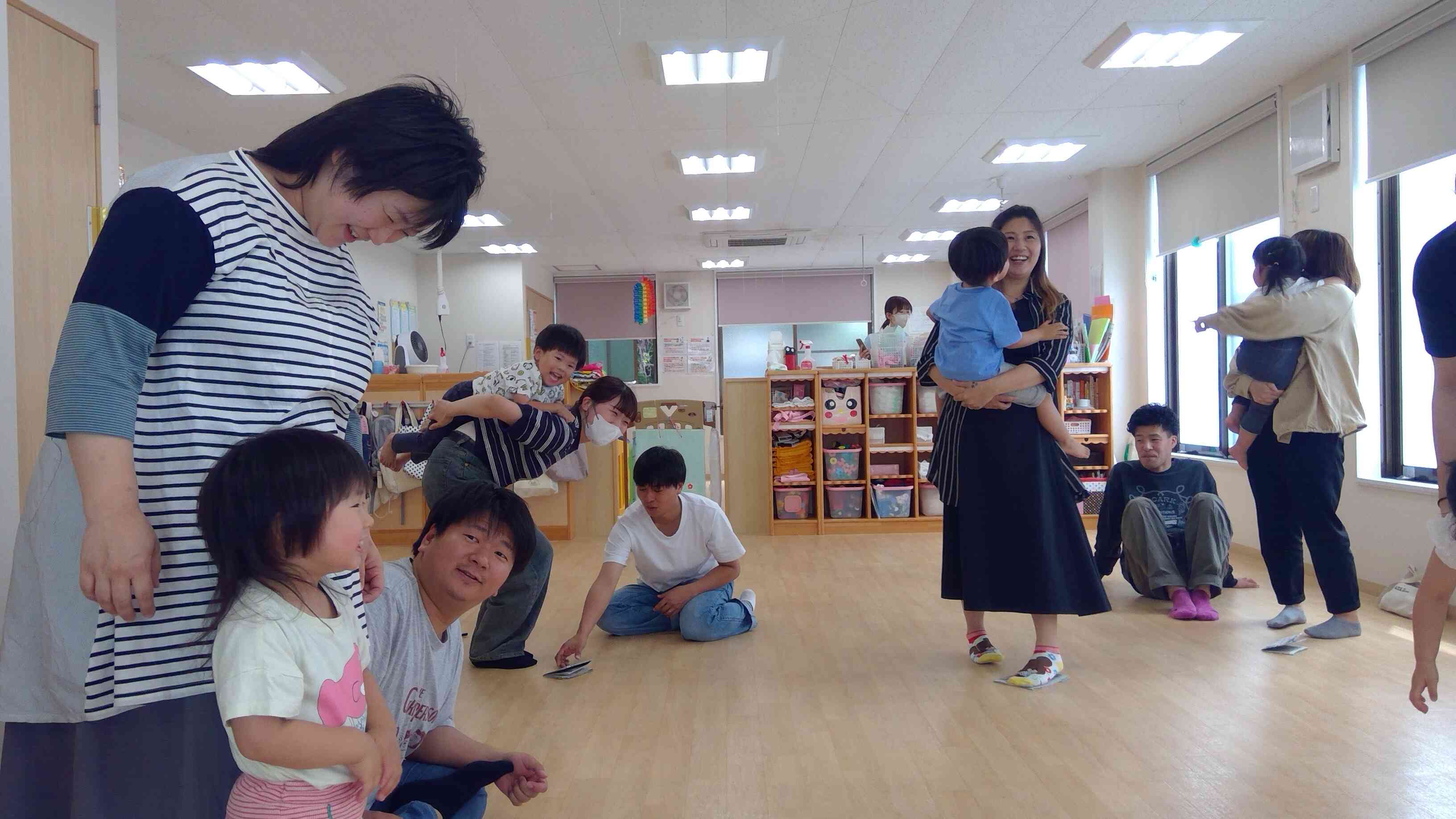 だんだんと乗るスペースが小さくなってきて難しくなってきたね。終始笑顔で過ごした参観日でした。