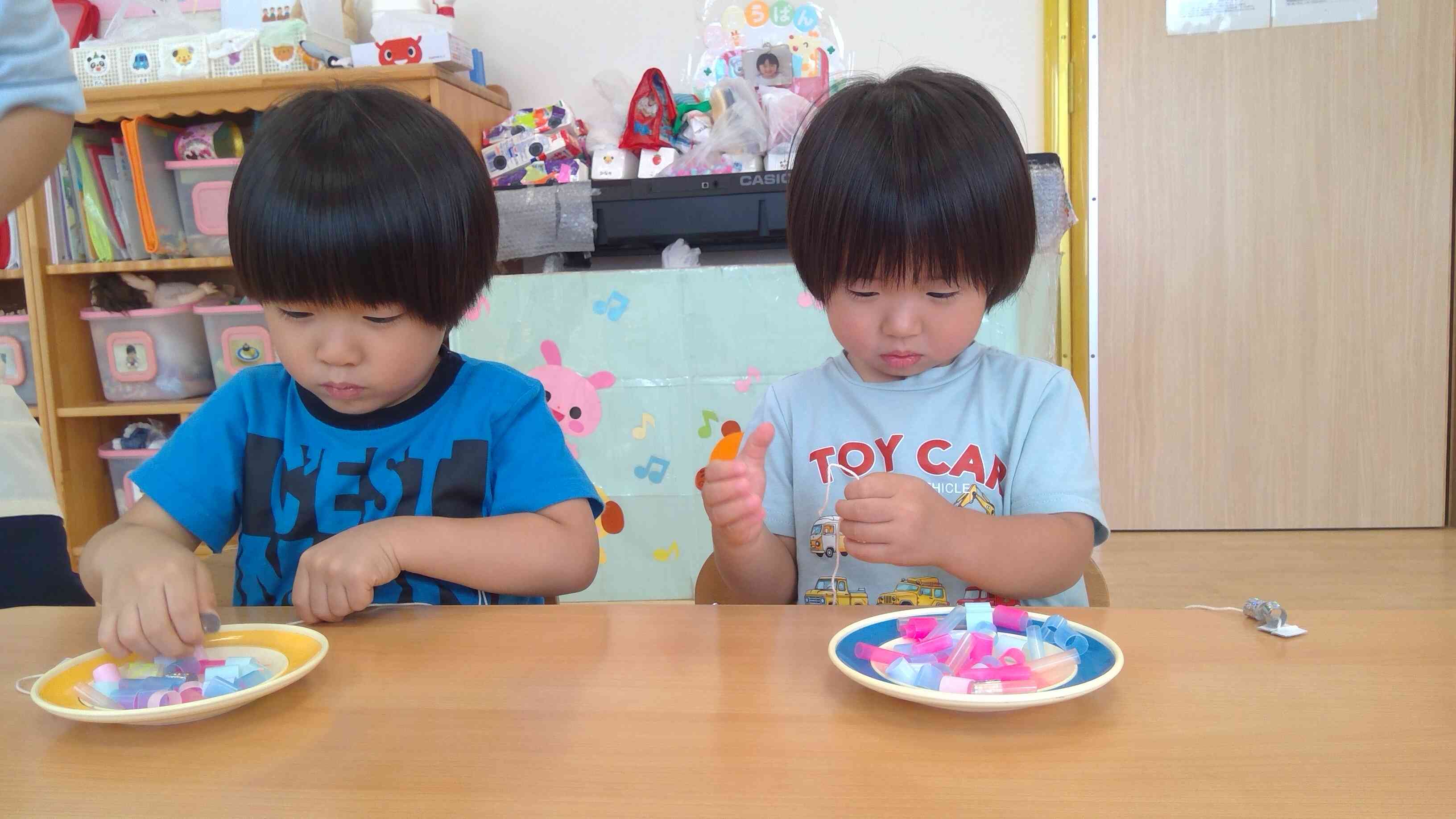色や大きさの勉強にもなります