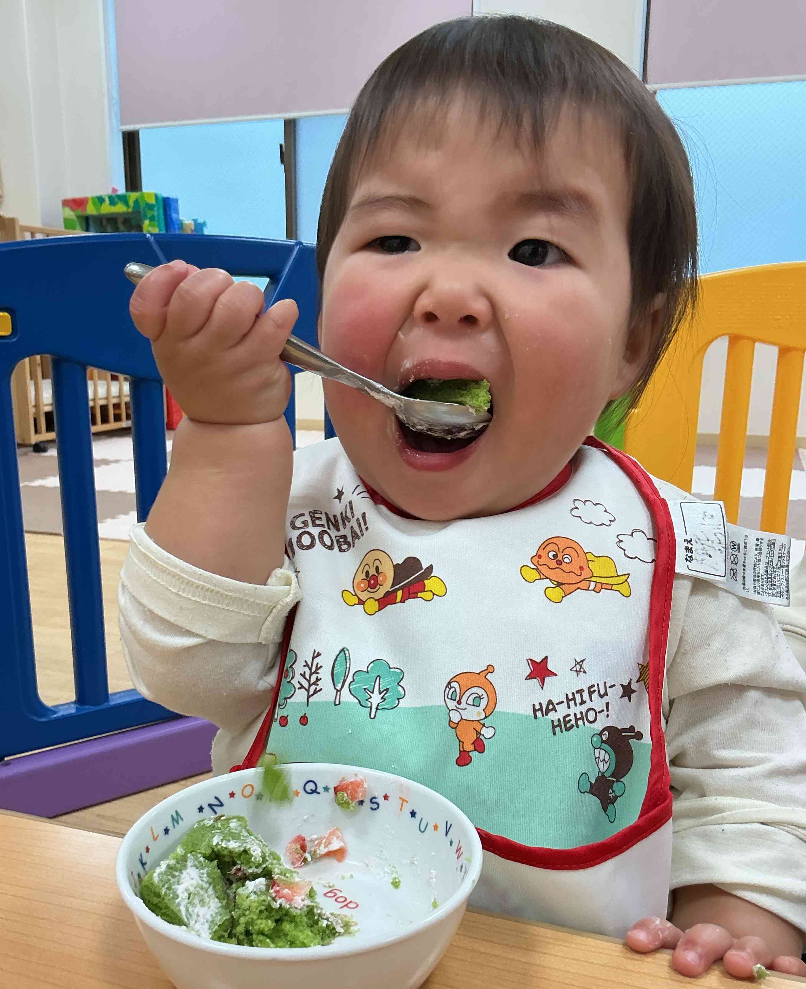 大きなお口でパク