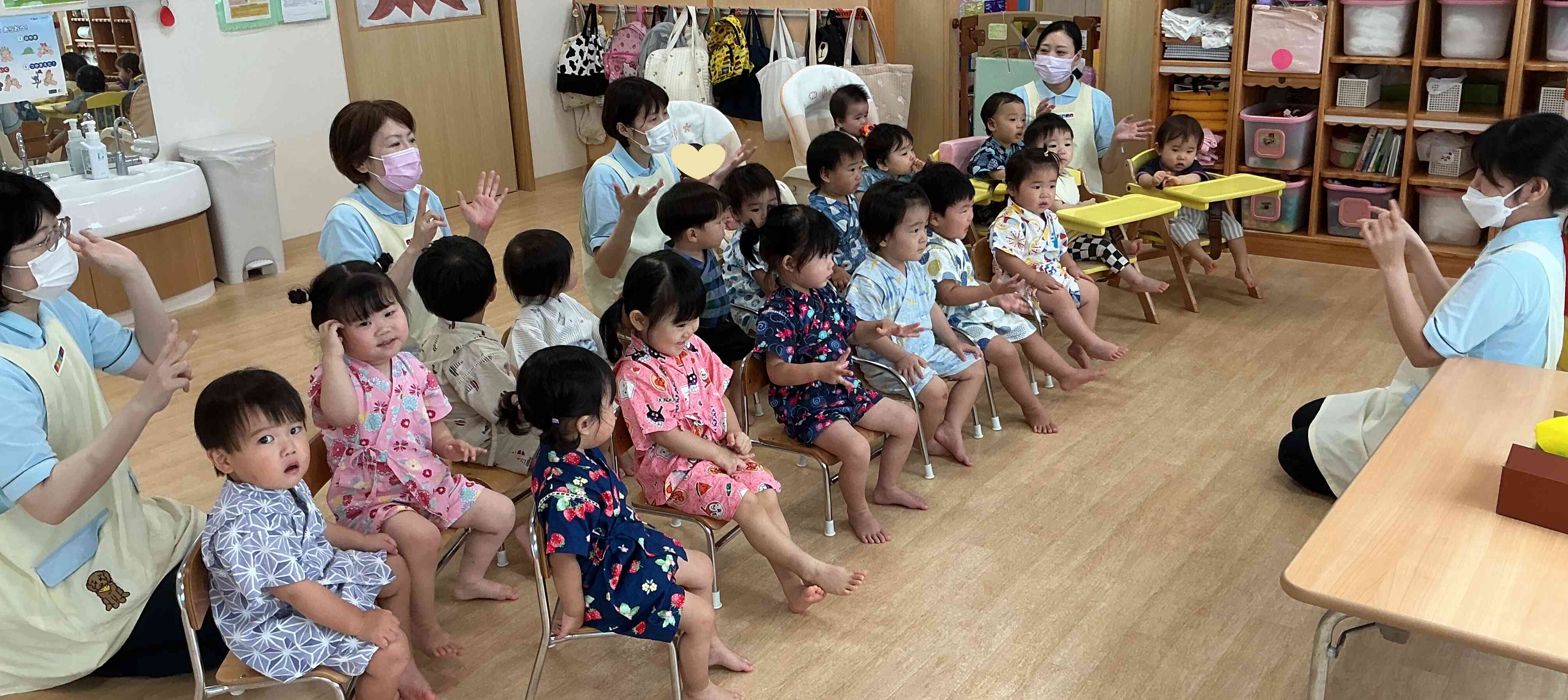 可愛い甚平さん姿の子どもたち