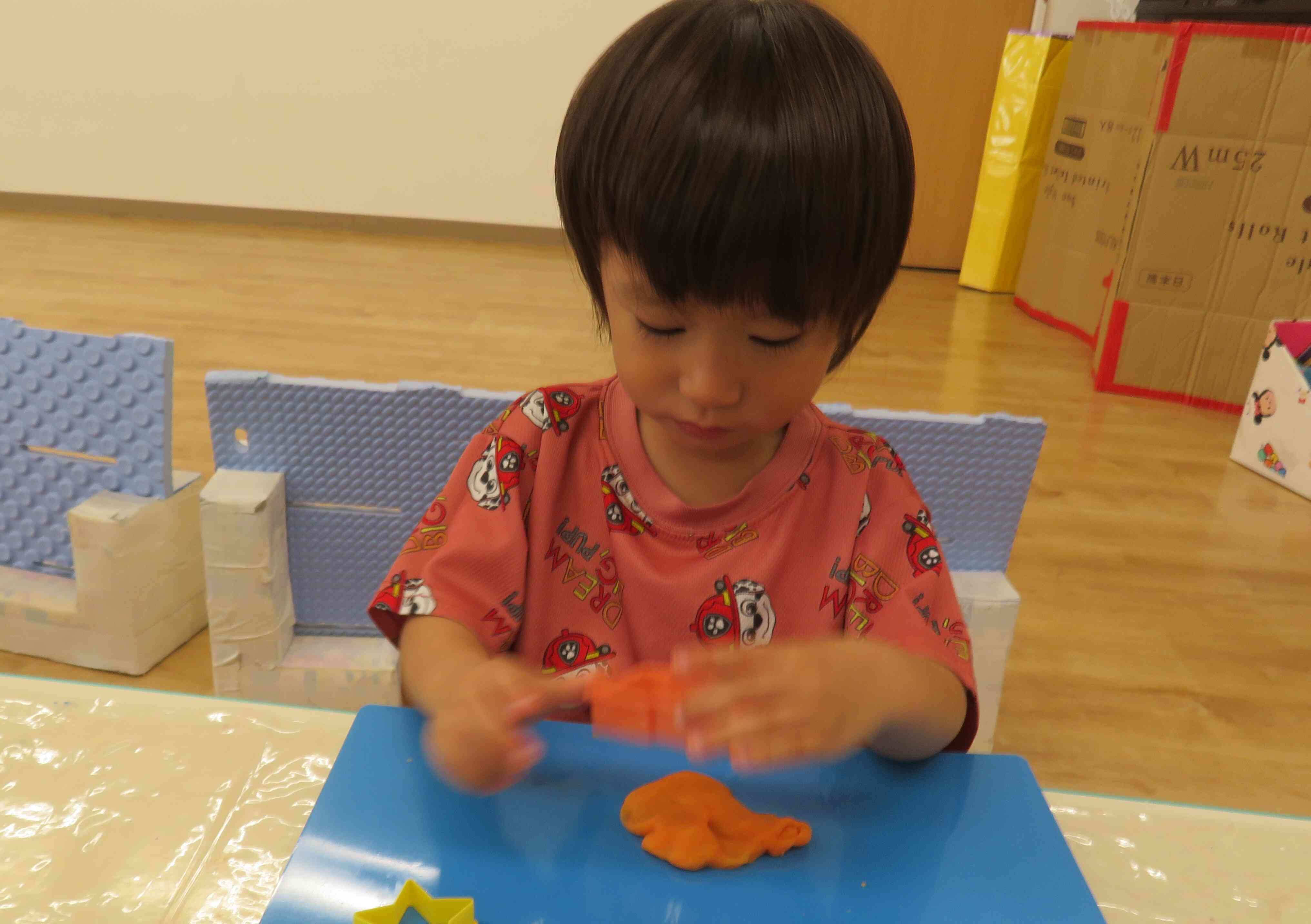 こねて、切って、作って