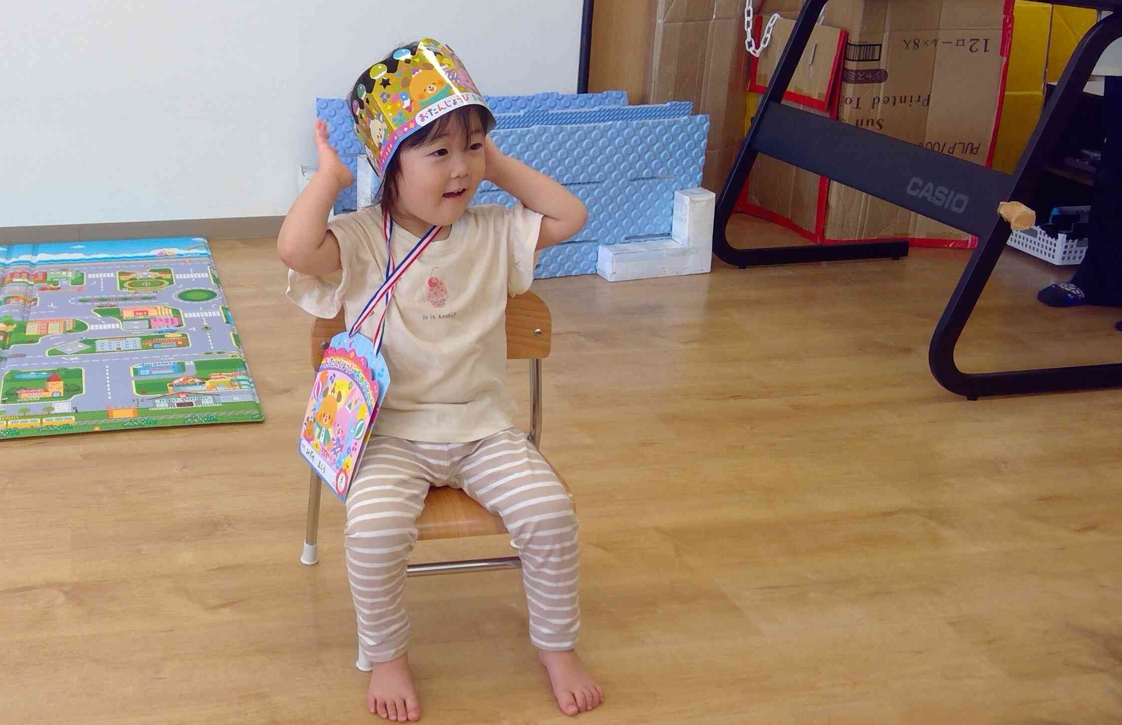 みんなで「ふーっ！」楽しいお祝い時間