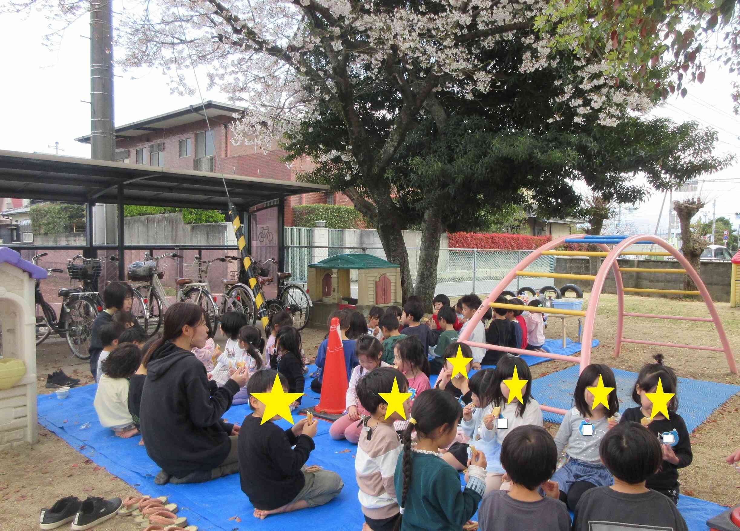 みんなでお花見（年長）