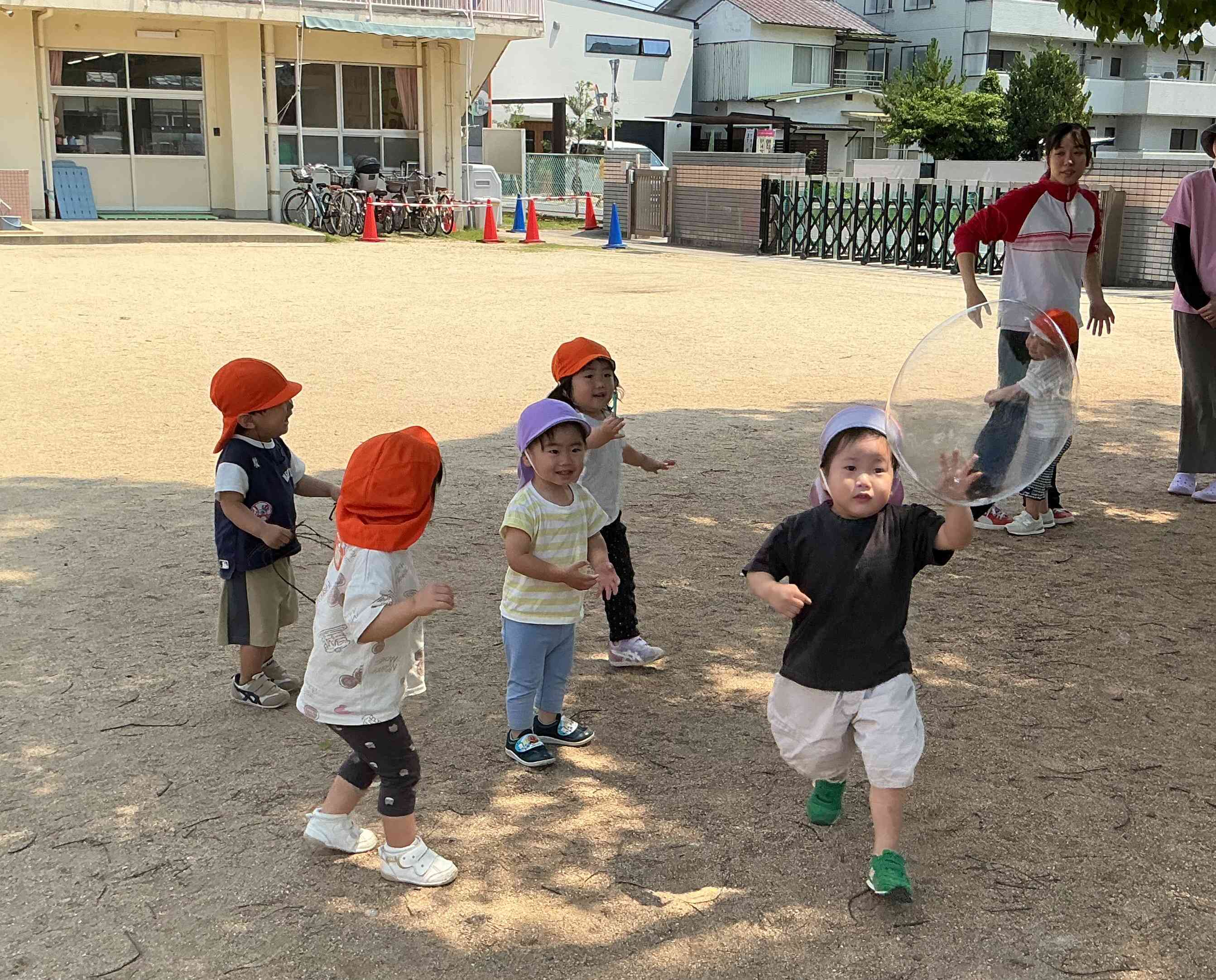 「まて~~!!」