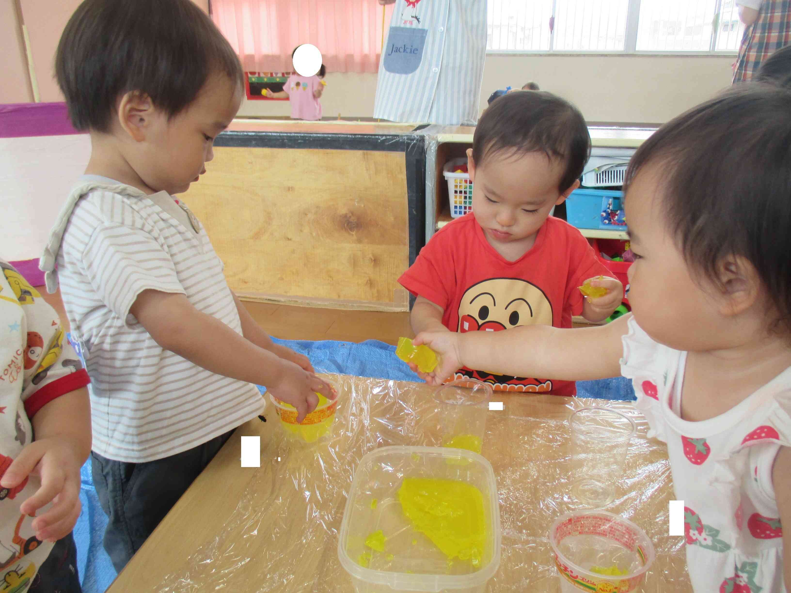 すみれ組の活動（1歳児）