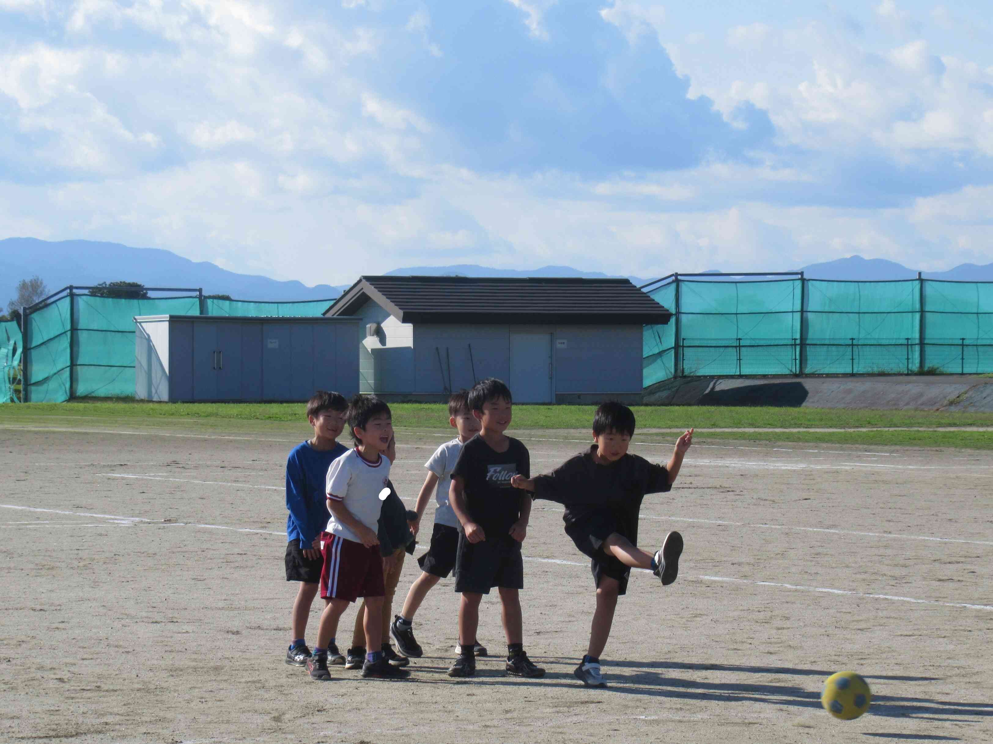 元気いっぱい外遊び