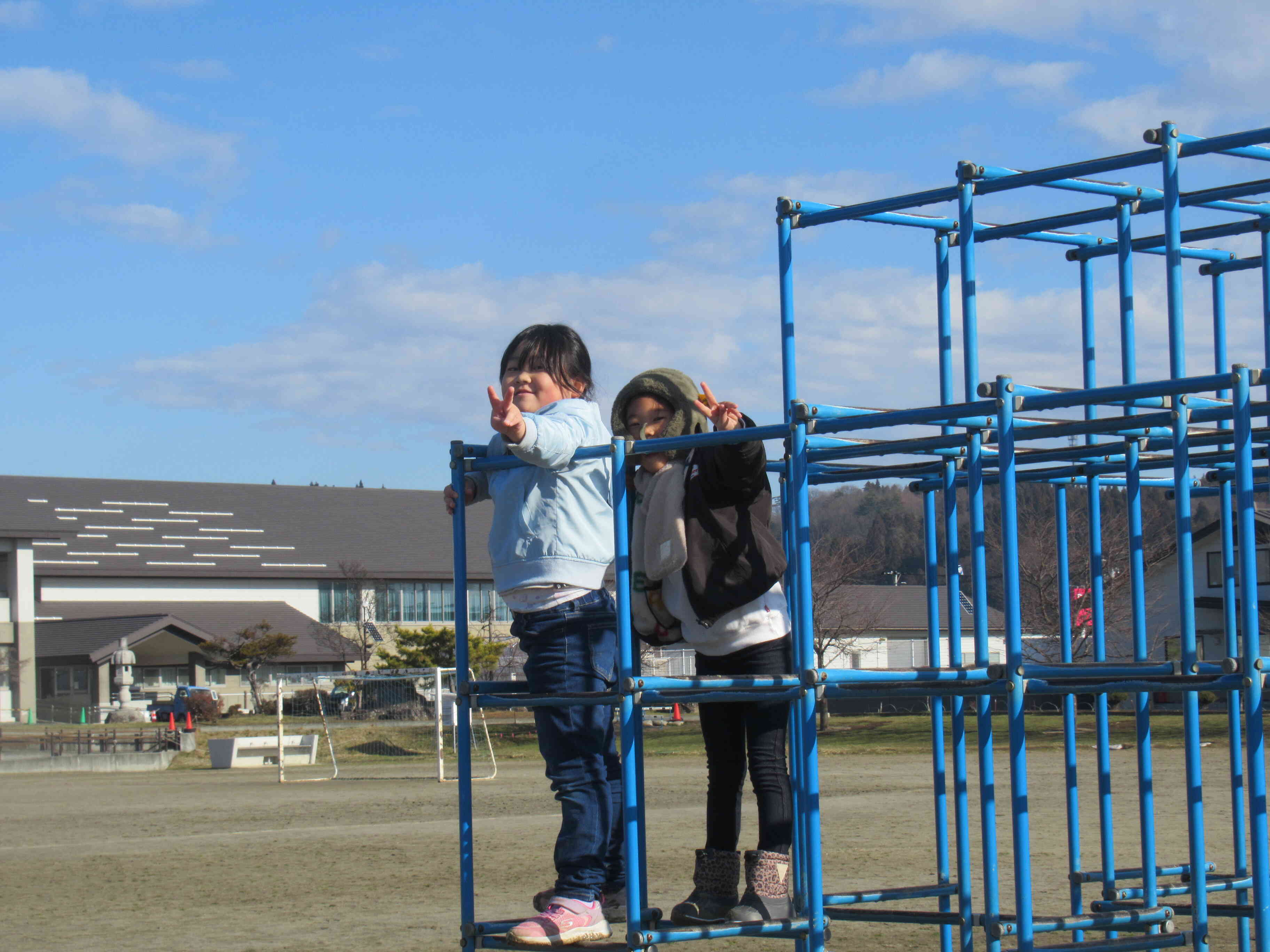 「やっほー。」