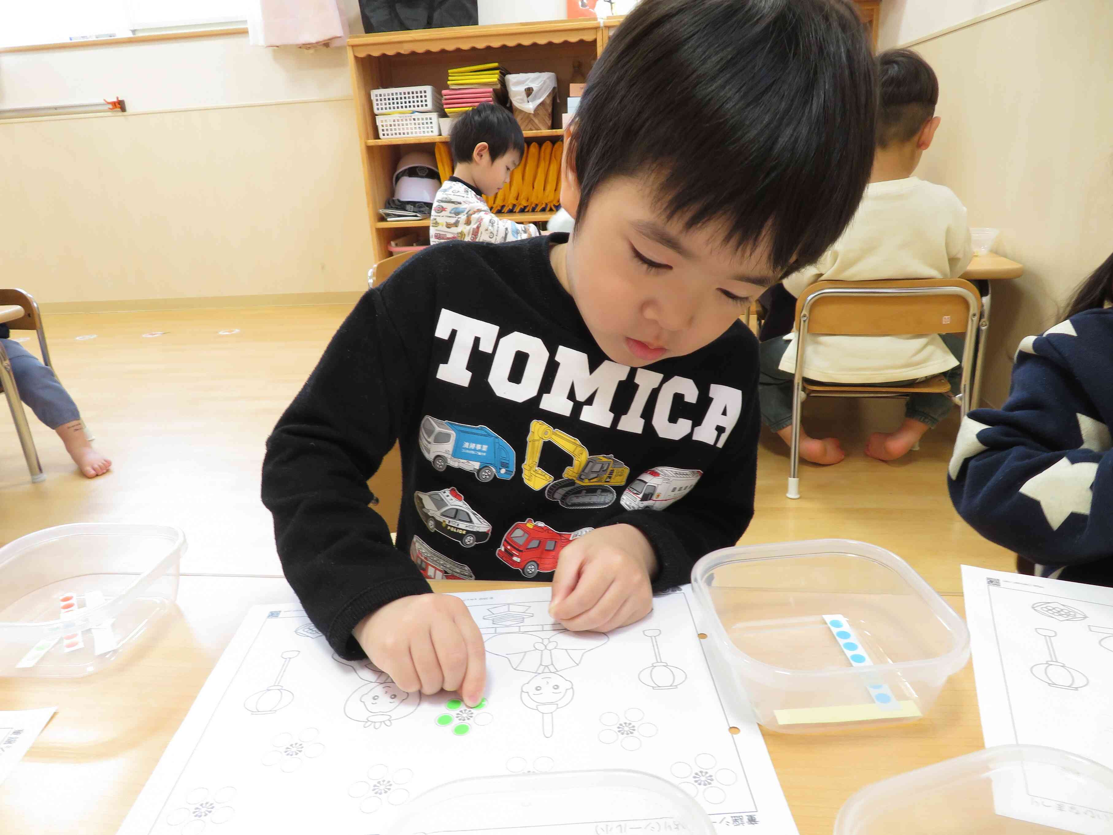 シール遊び～うさぎ組～