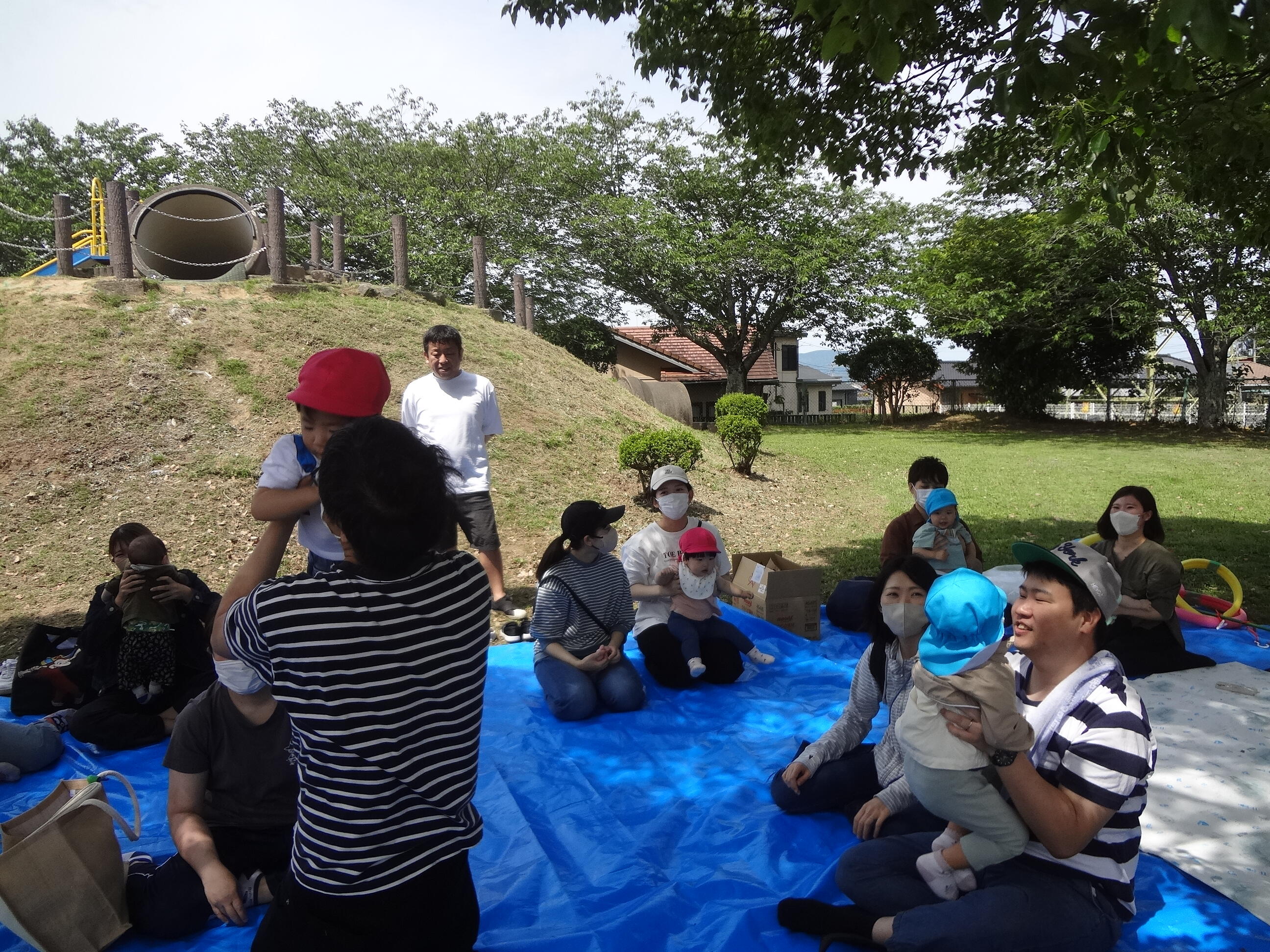 最後は、高い高いのあと、ぎゅ~っと抱きしめてもらいました！しあわせそうです★