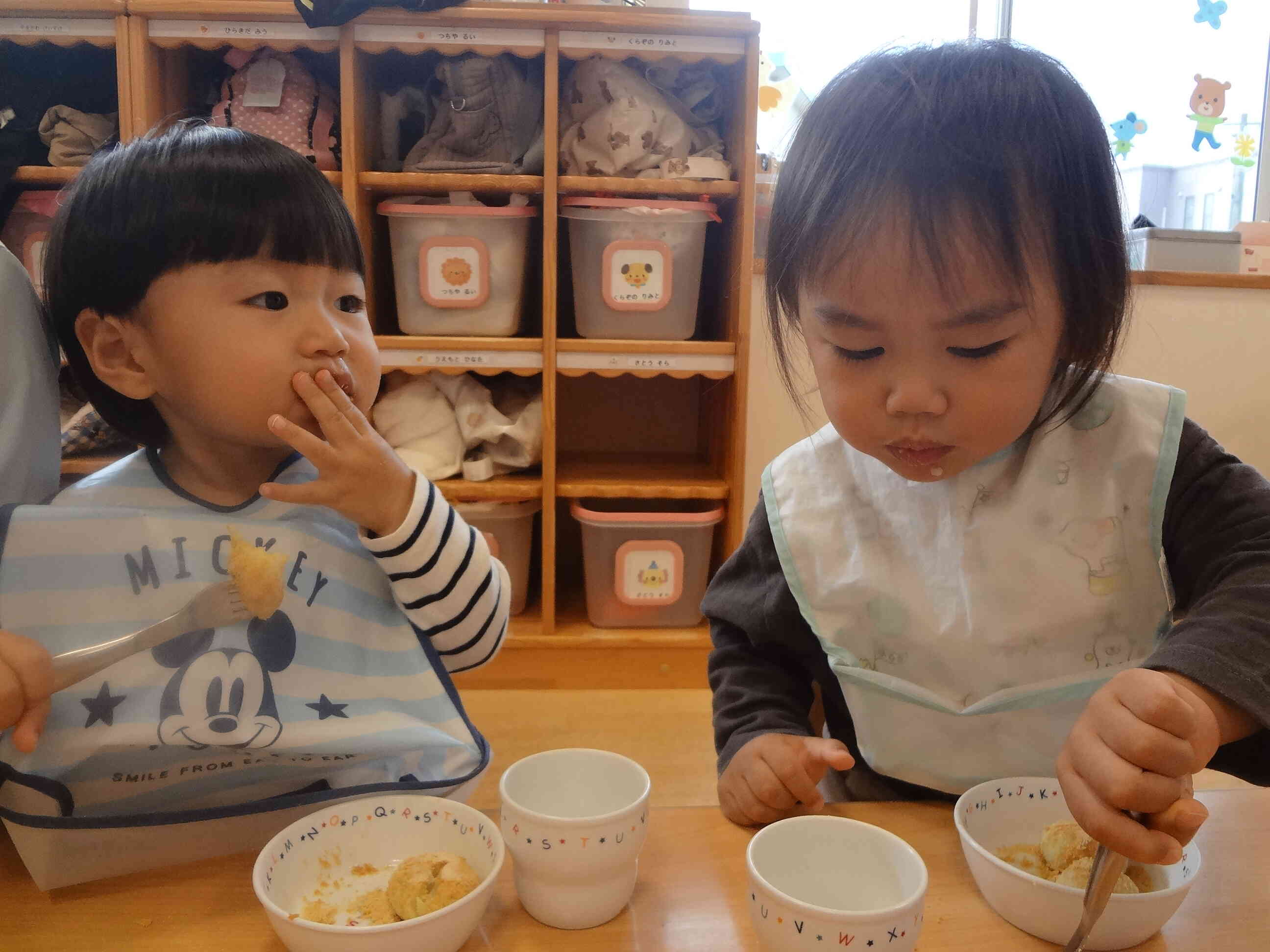 フォークを上手に使います！