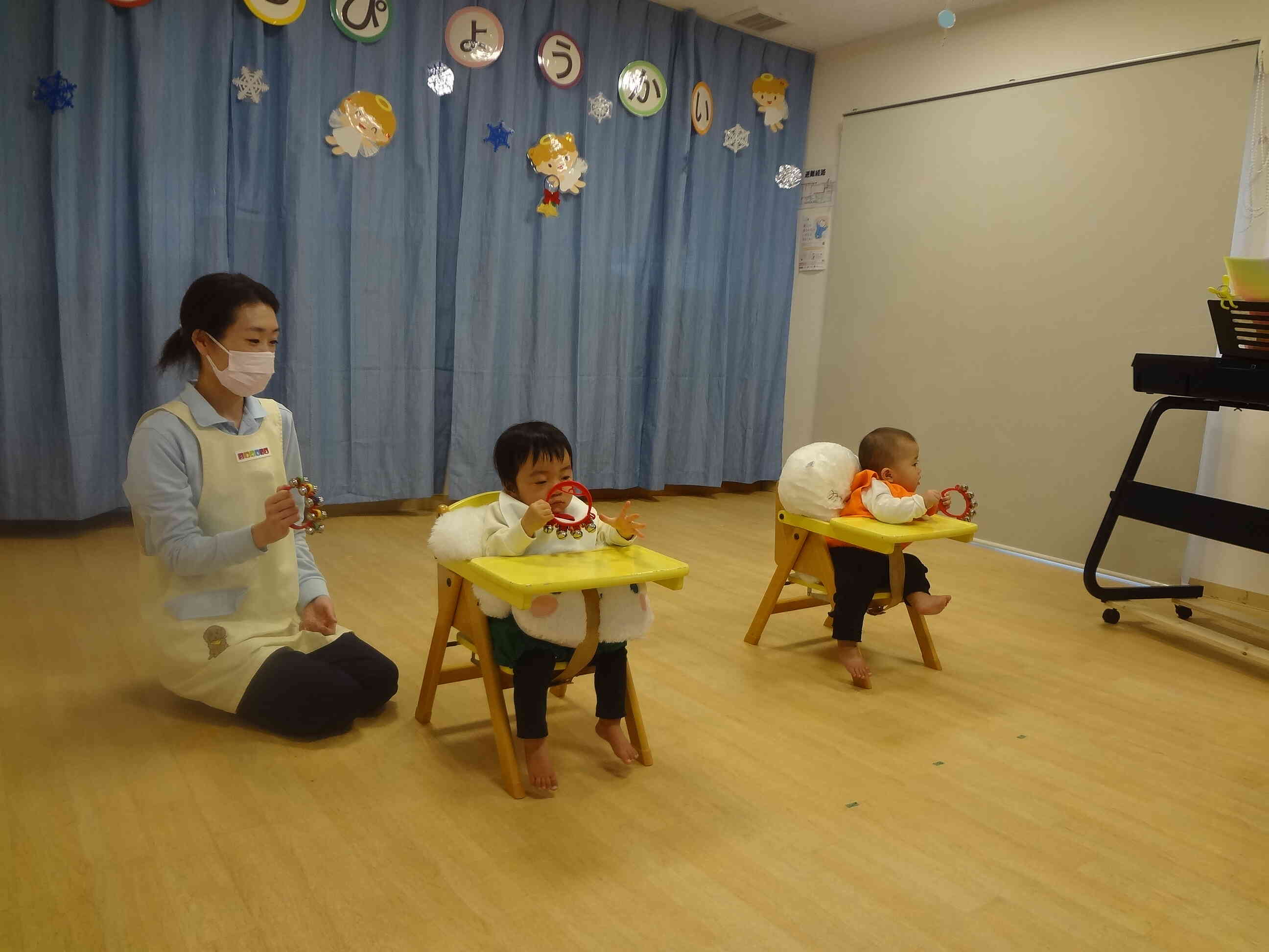 ひよこ組　合奏「山の音楽家」