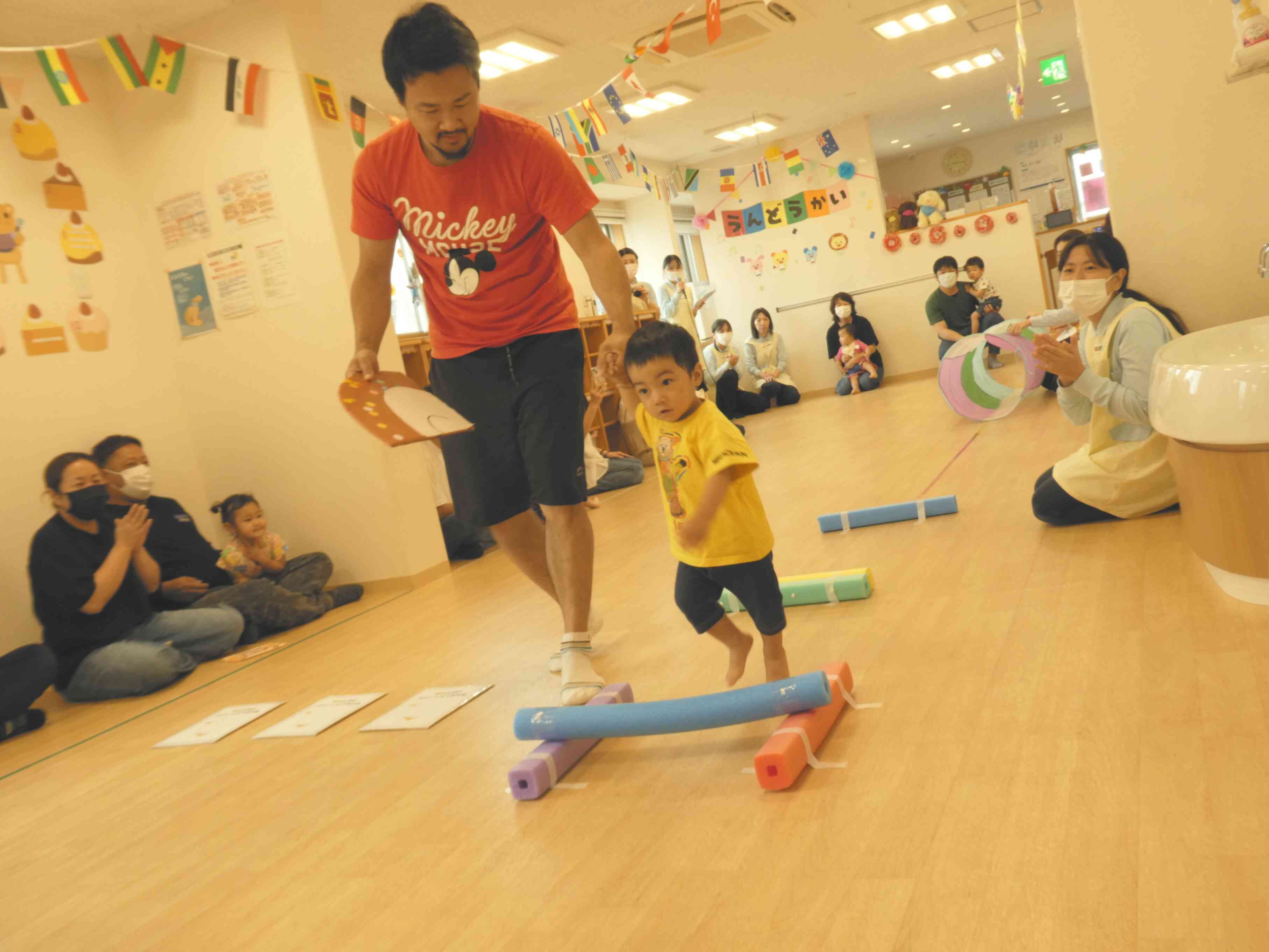 あひる組　親子競技「おつかいありさん」