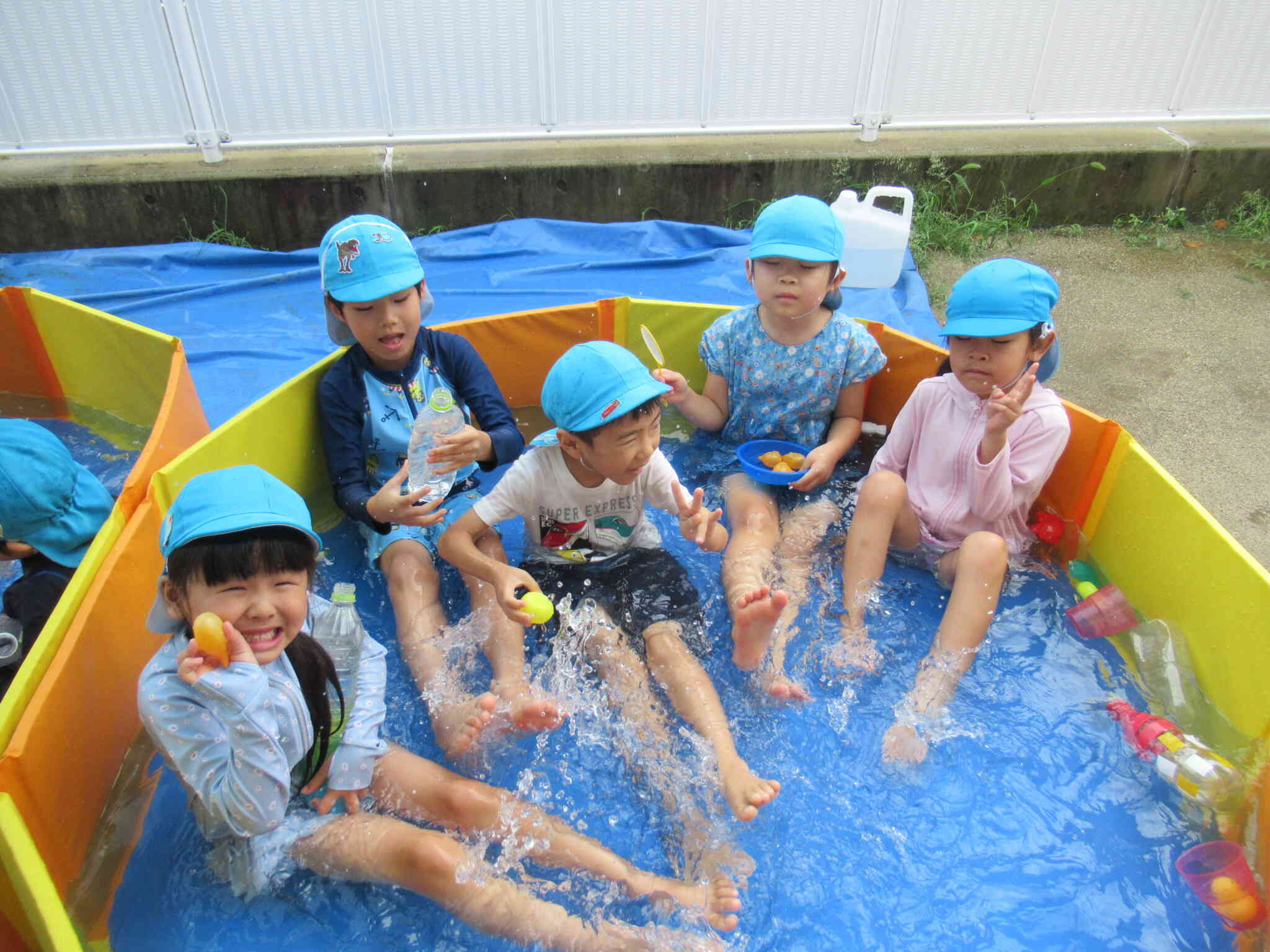 水の感触が気持ちいい～