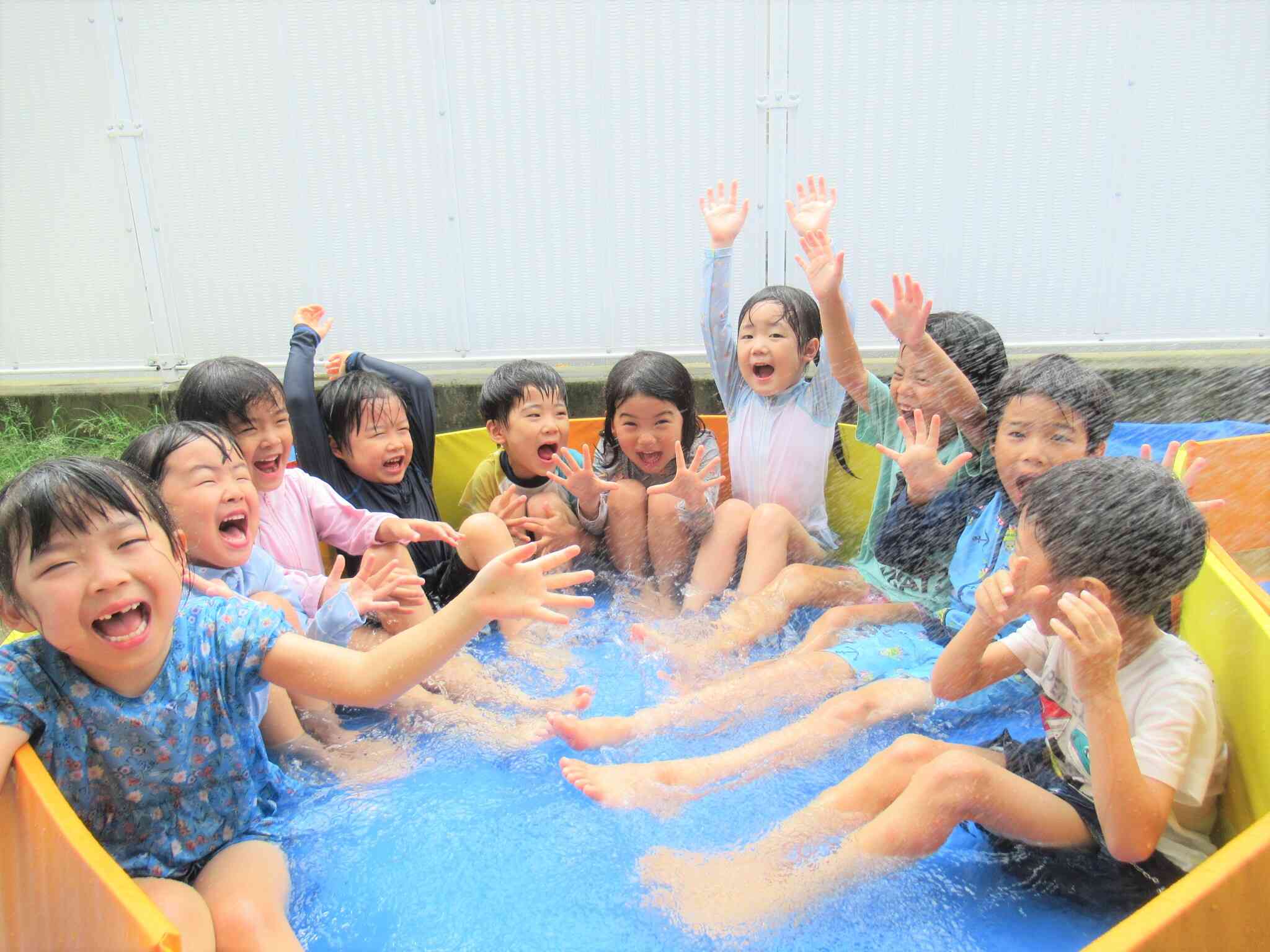 シャワーの雨が嬉しいよね