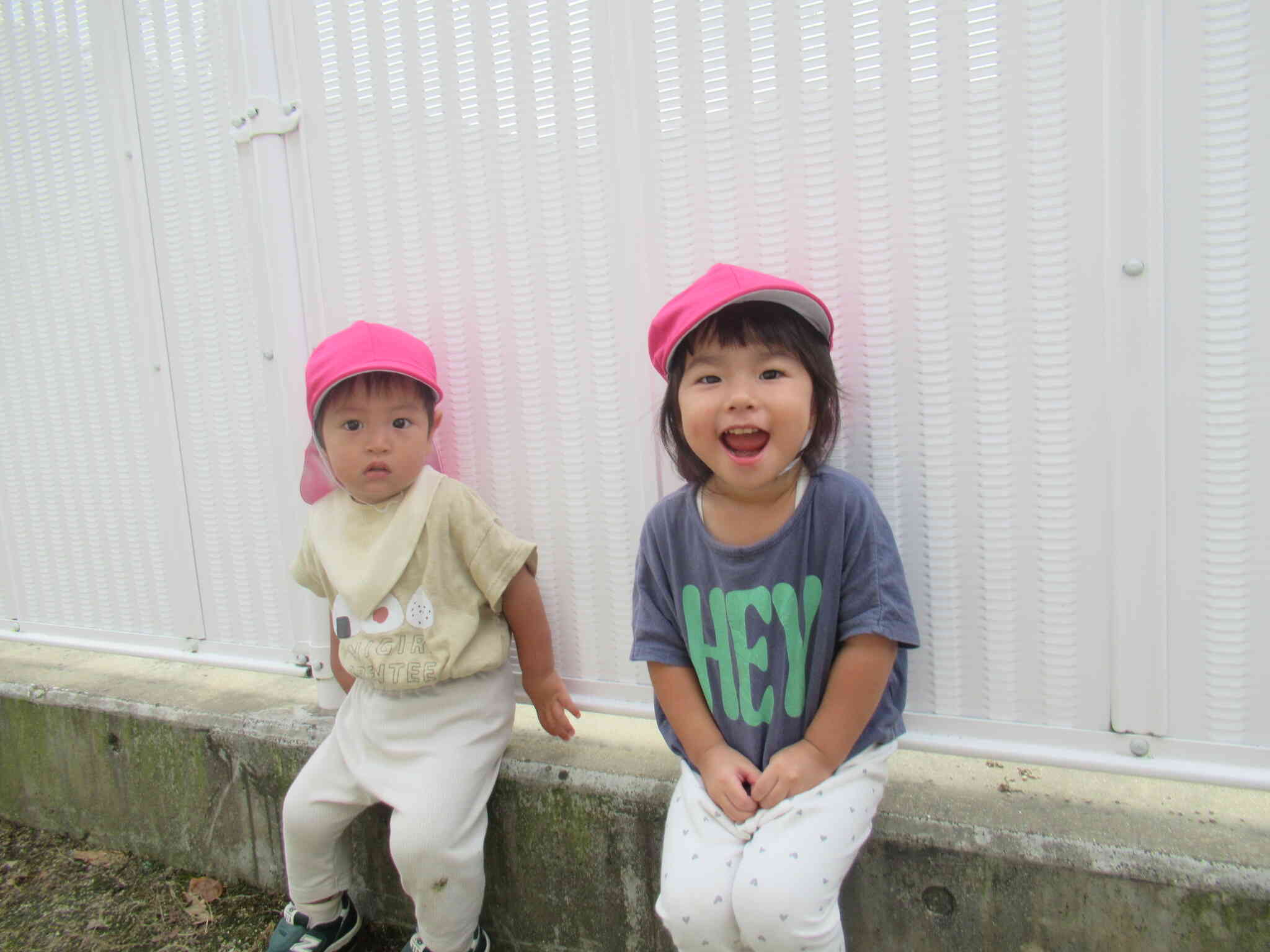 ちょっと休憩…2人で仲良く写真撮るよ～