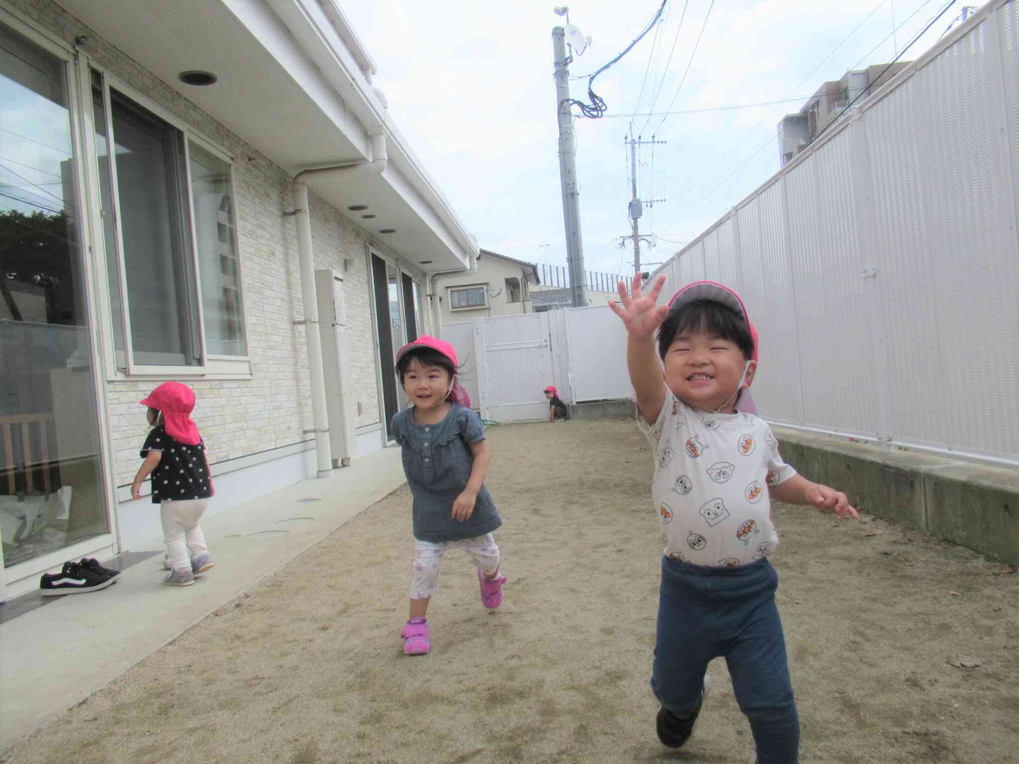 みんなで先生の所まで走るよ！