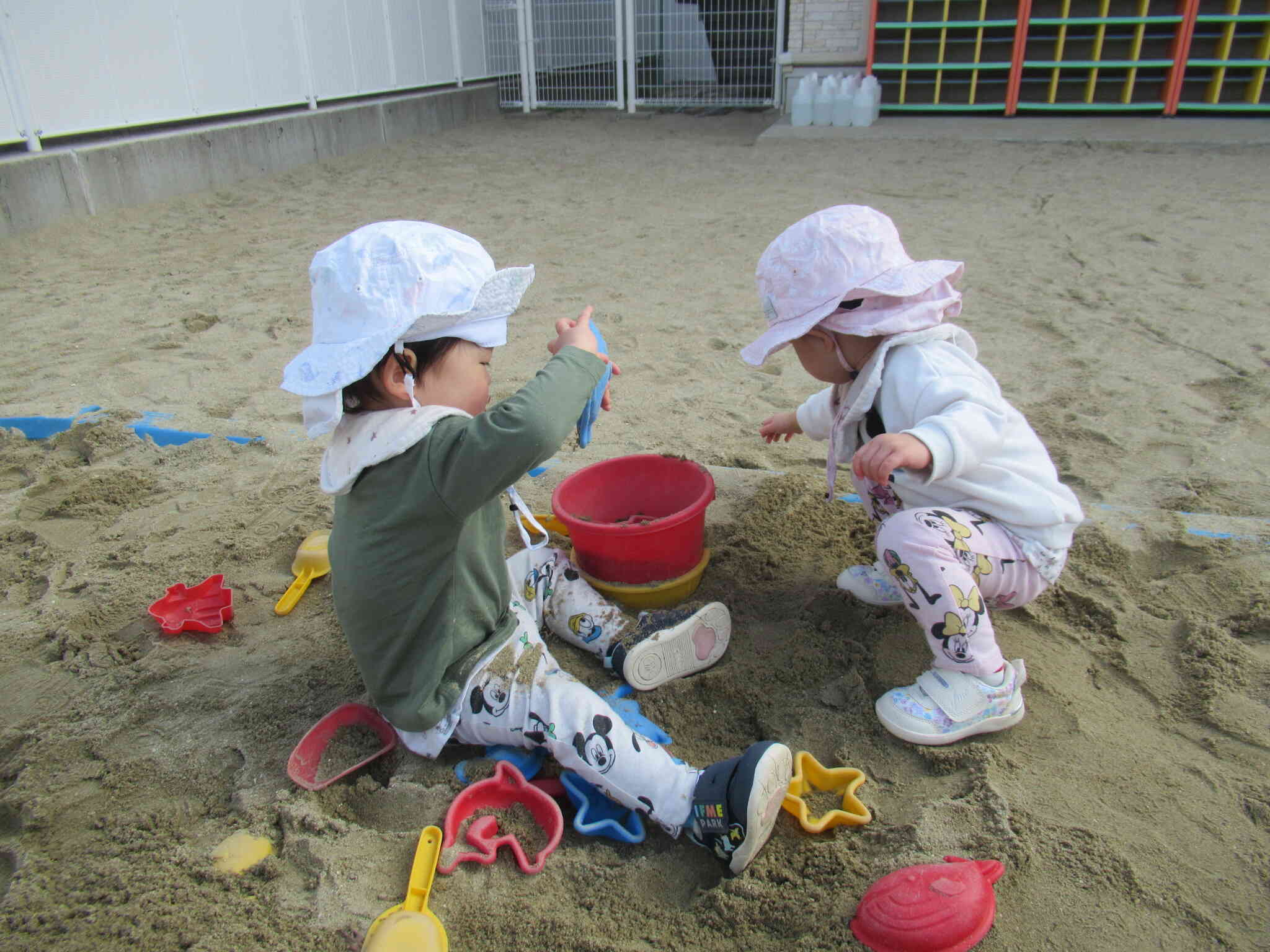 遊ぶの大好き　ひよこ組