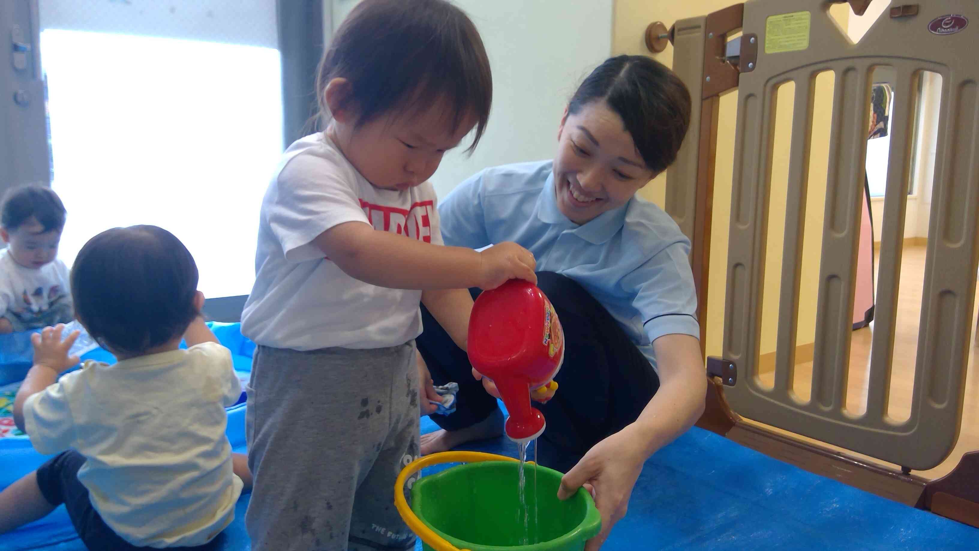 「バケツにお水ジャー！！！」