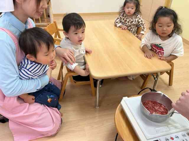 お鍋でグツグツ