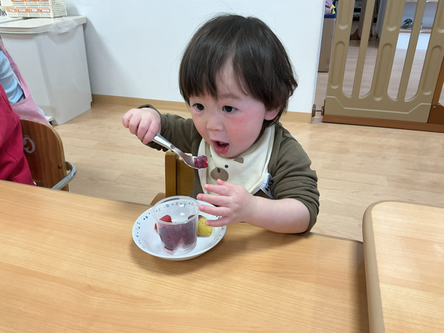 ぶどうゼリー食べよ！