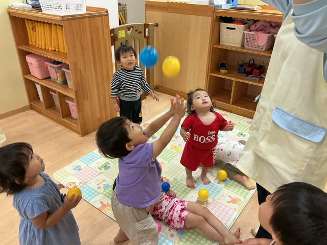 カラーボール遊び♪