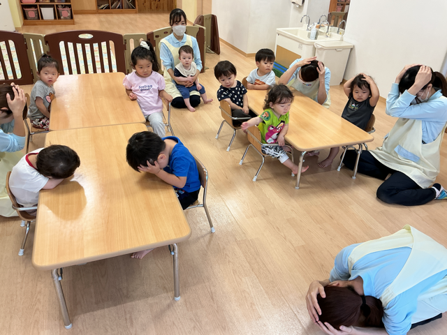 隠れてみよう！