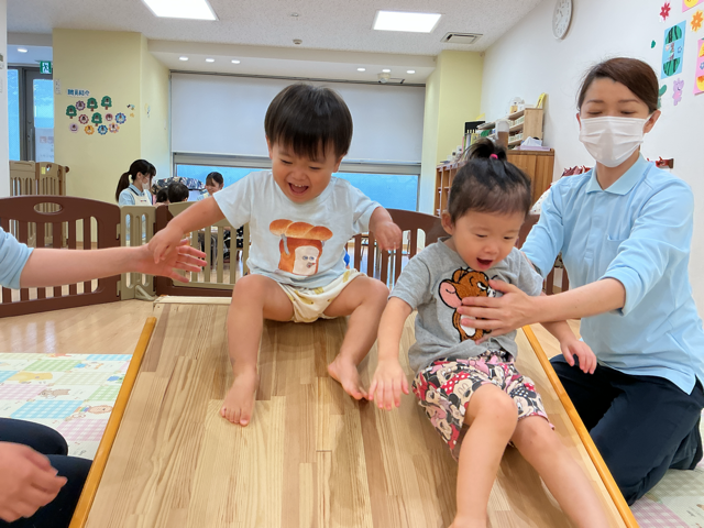 滑り台遊び！