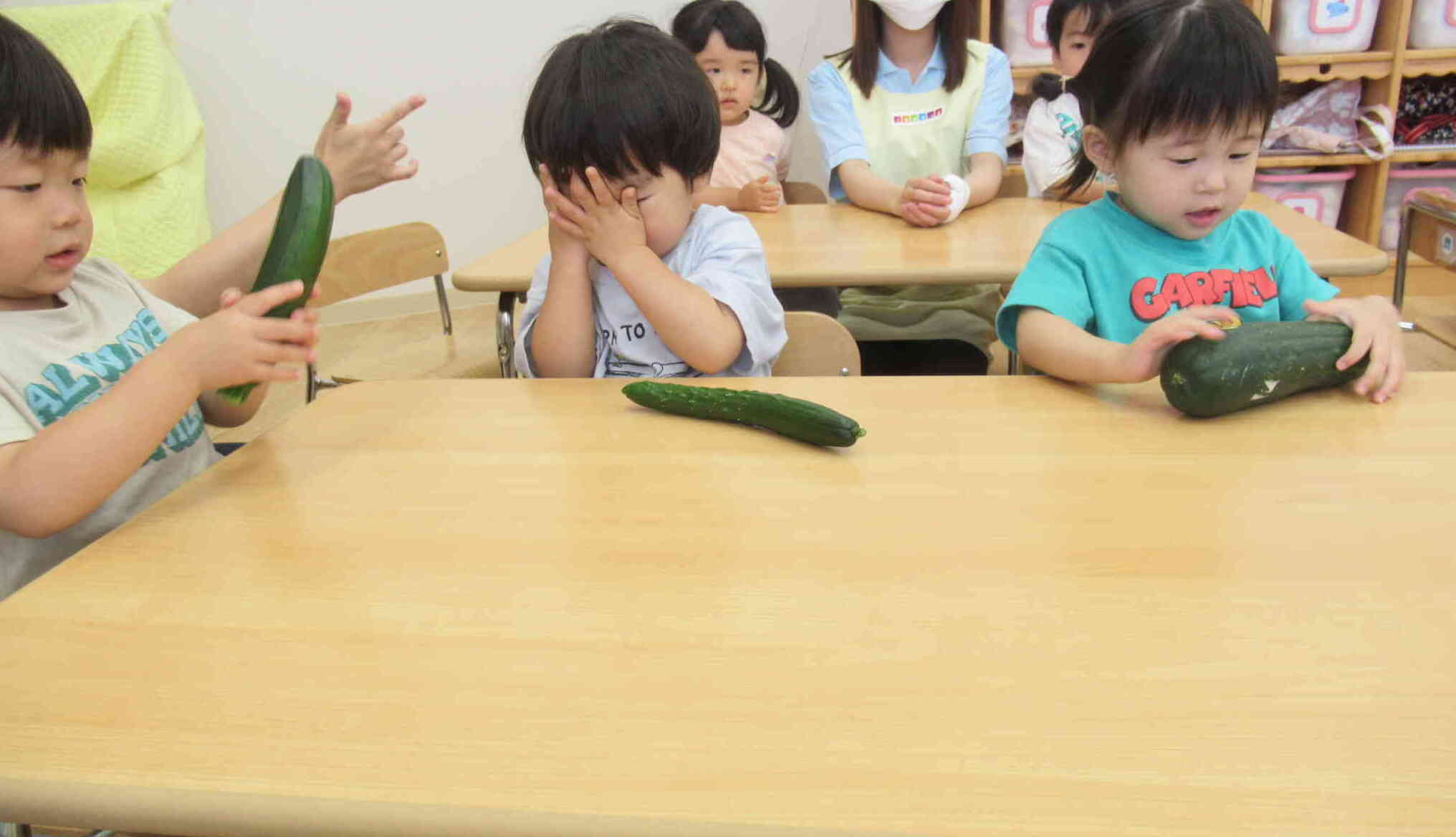 いぼいぼしてる！つるつるしてる！