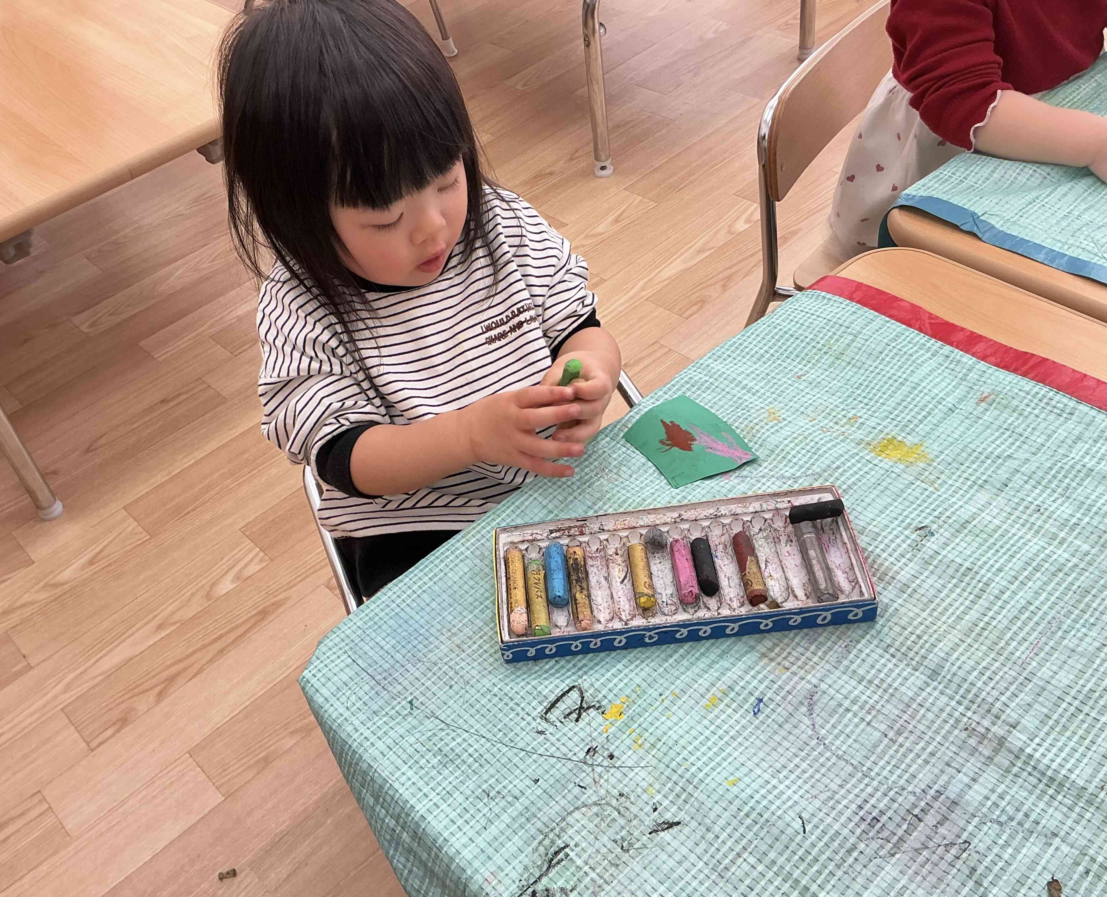 クレヨン大好き!