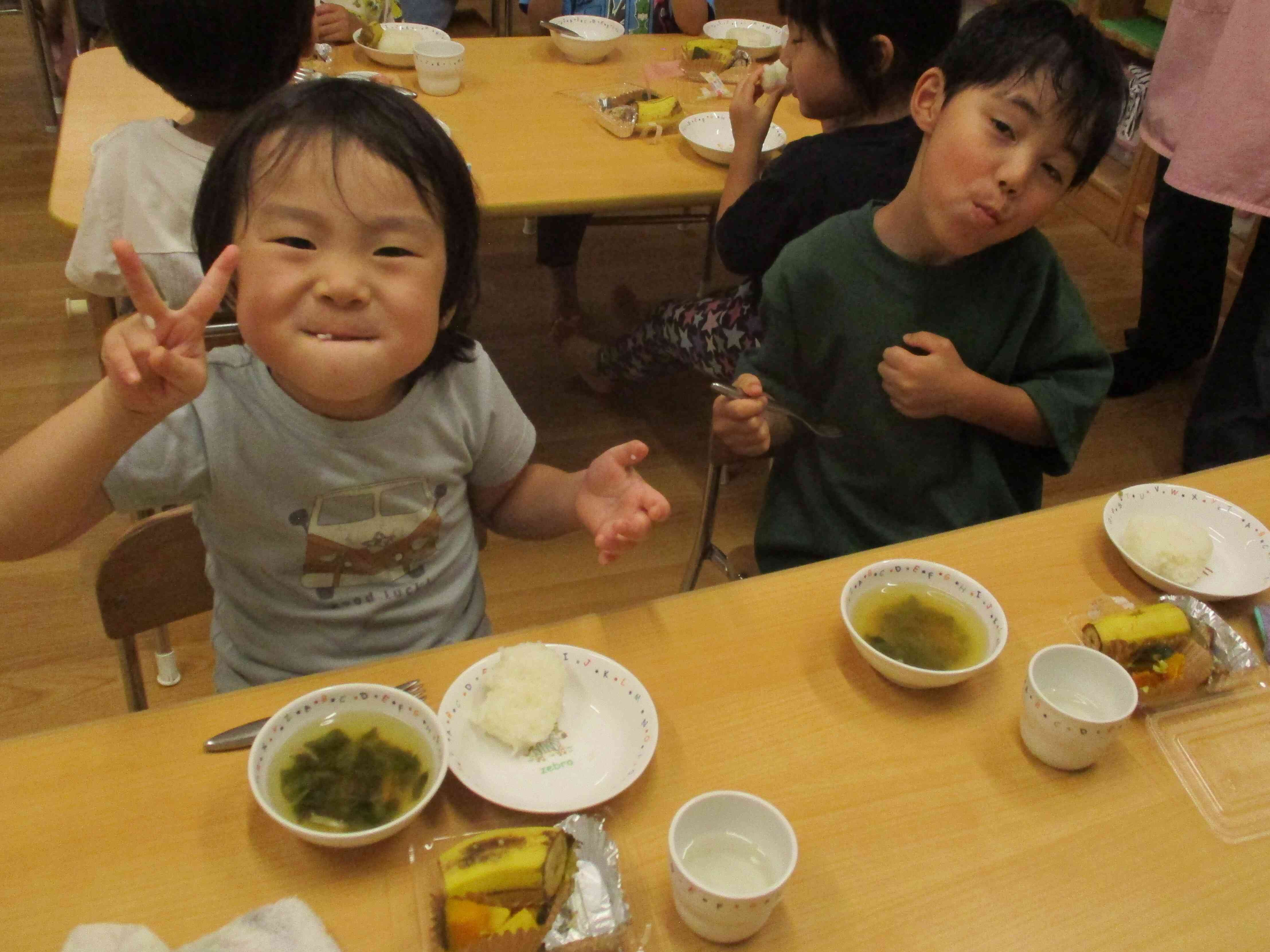 もぐもぐもぐ…！！！