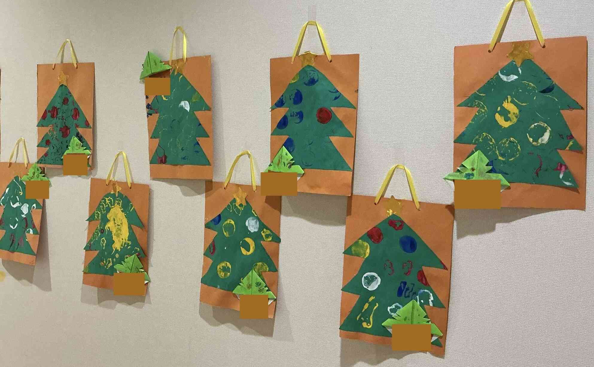 3歳児りす組：クリスマスツリー！