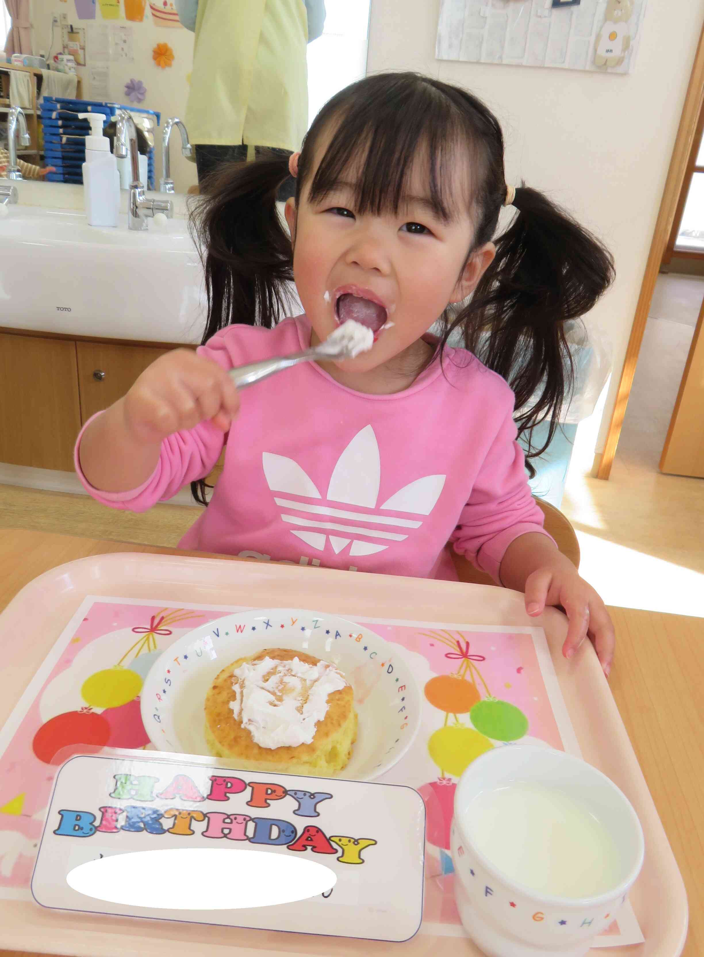 お誕生日おめでとう♡大好きなイチゴだったよ♪