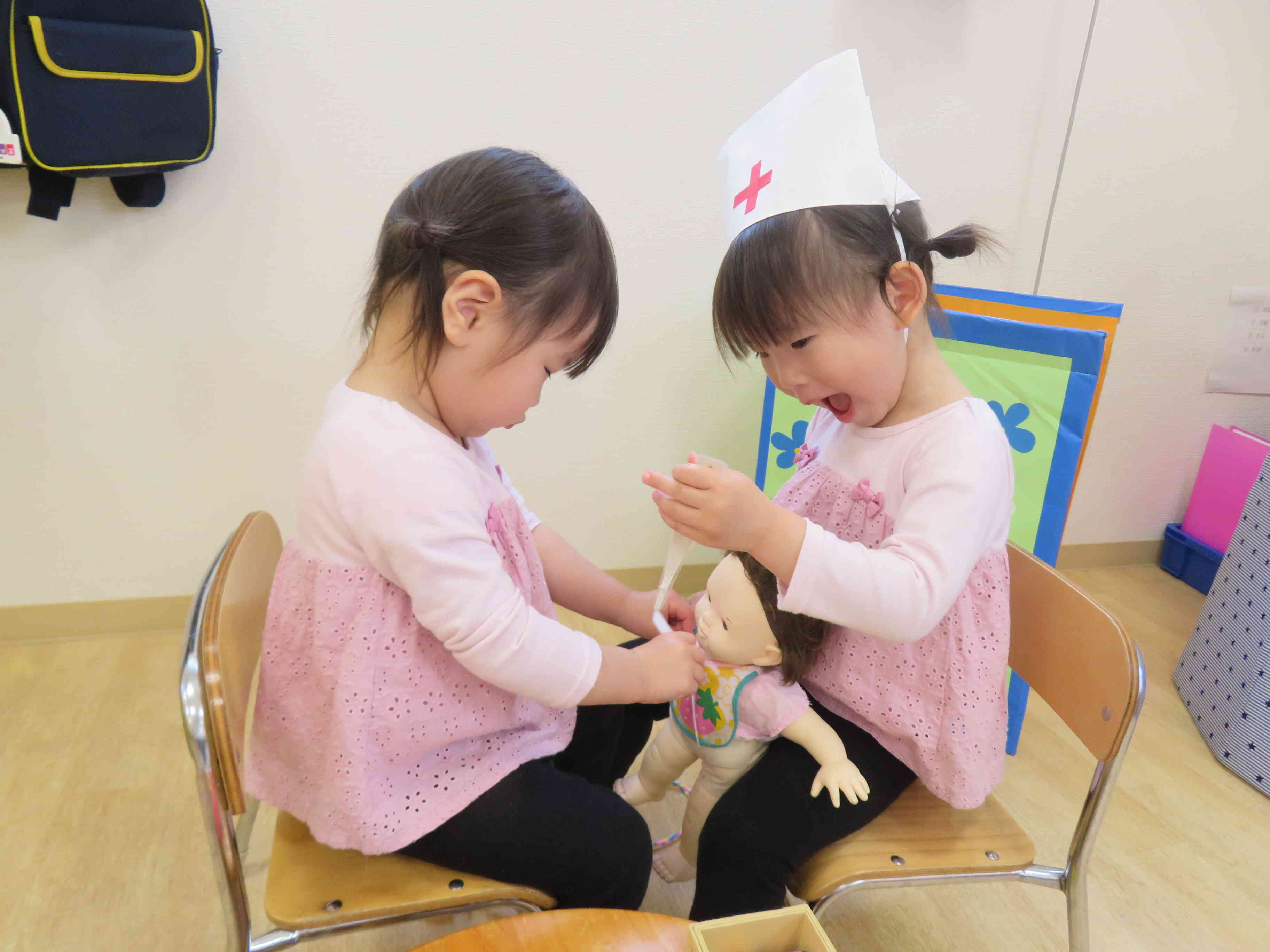 大丈夫ですか？お腹見ますねー！