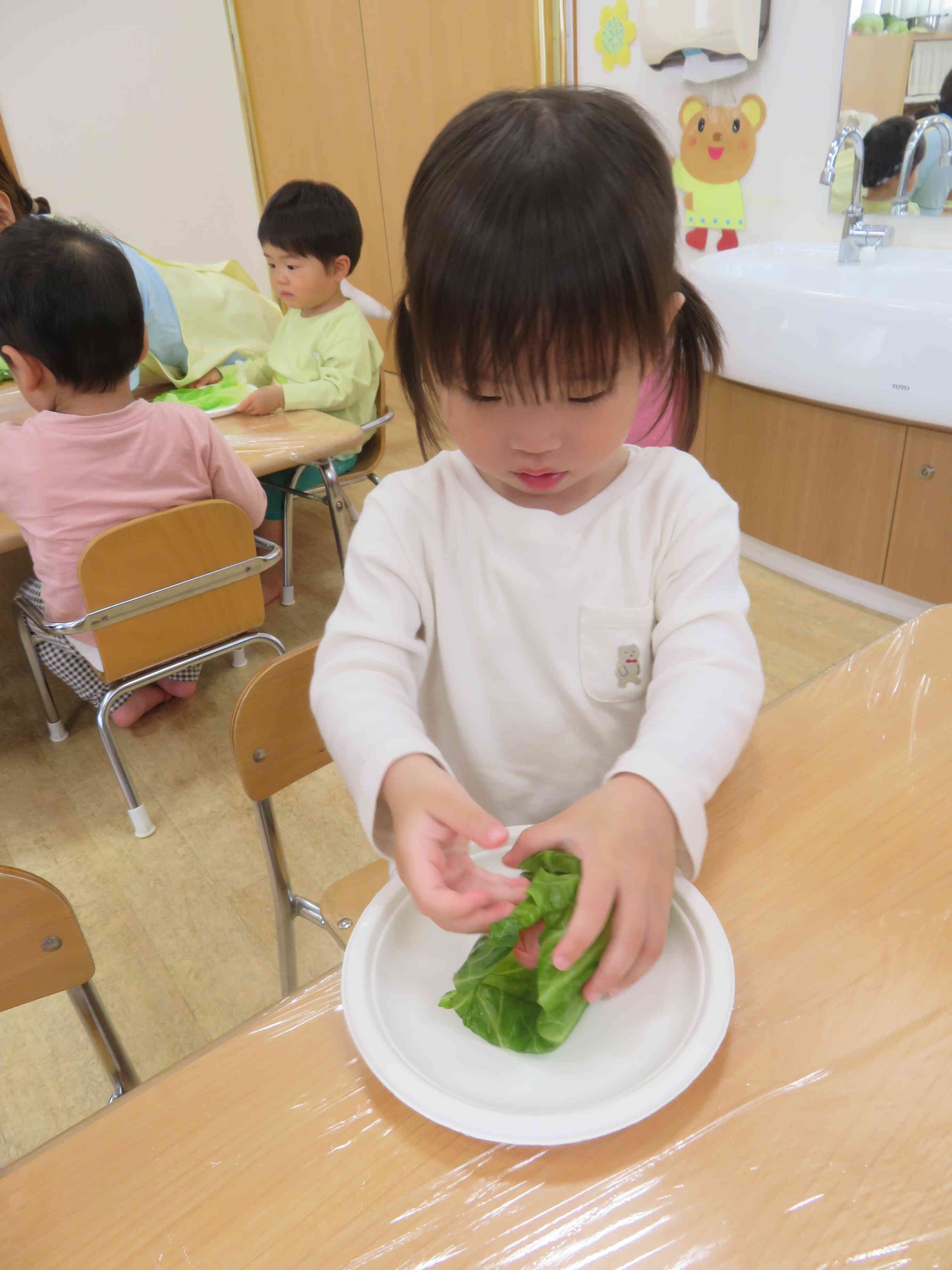 両端も折りたたんで上手にまきまき～♪
