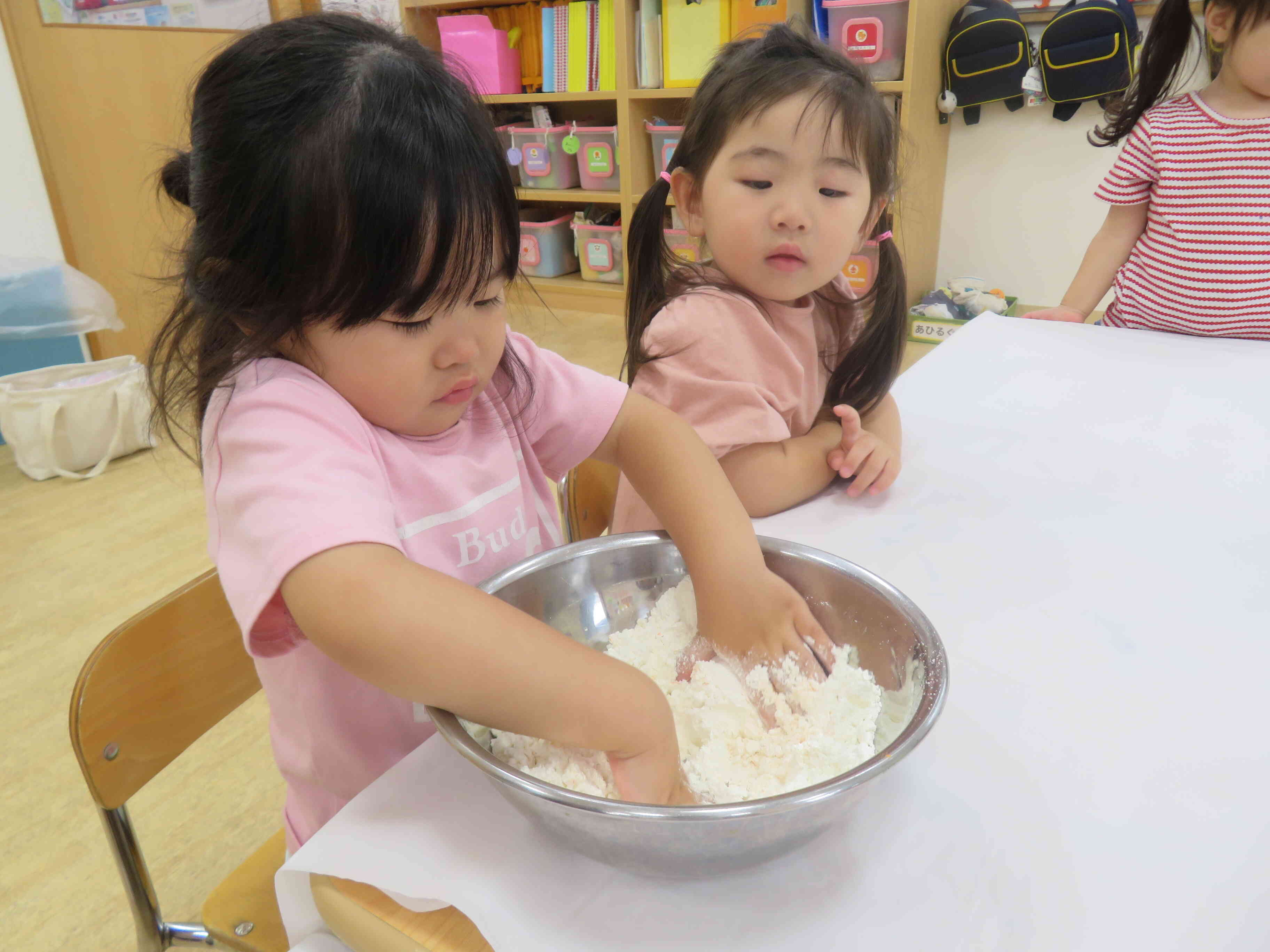 小麦粉粘土遊び♪