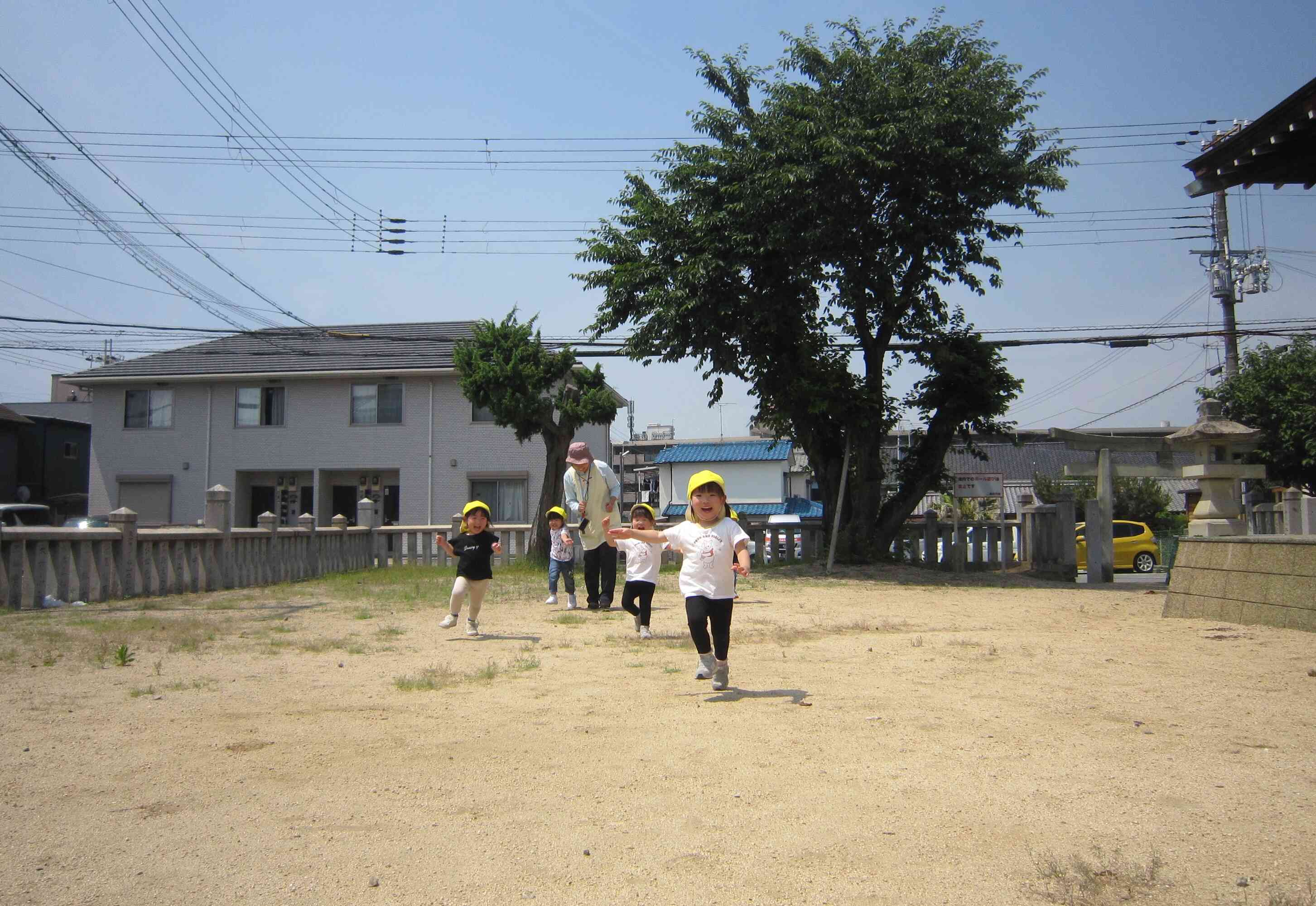 元気にお散歩☆