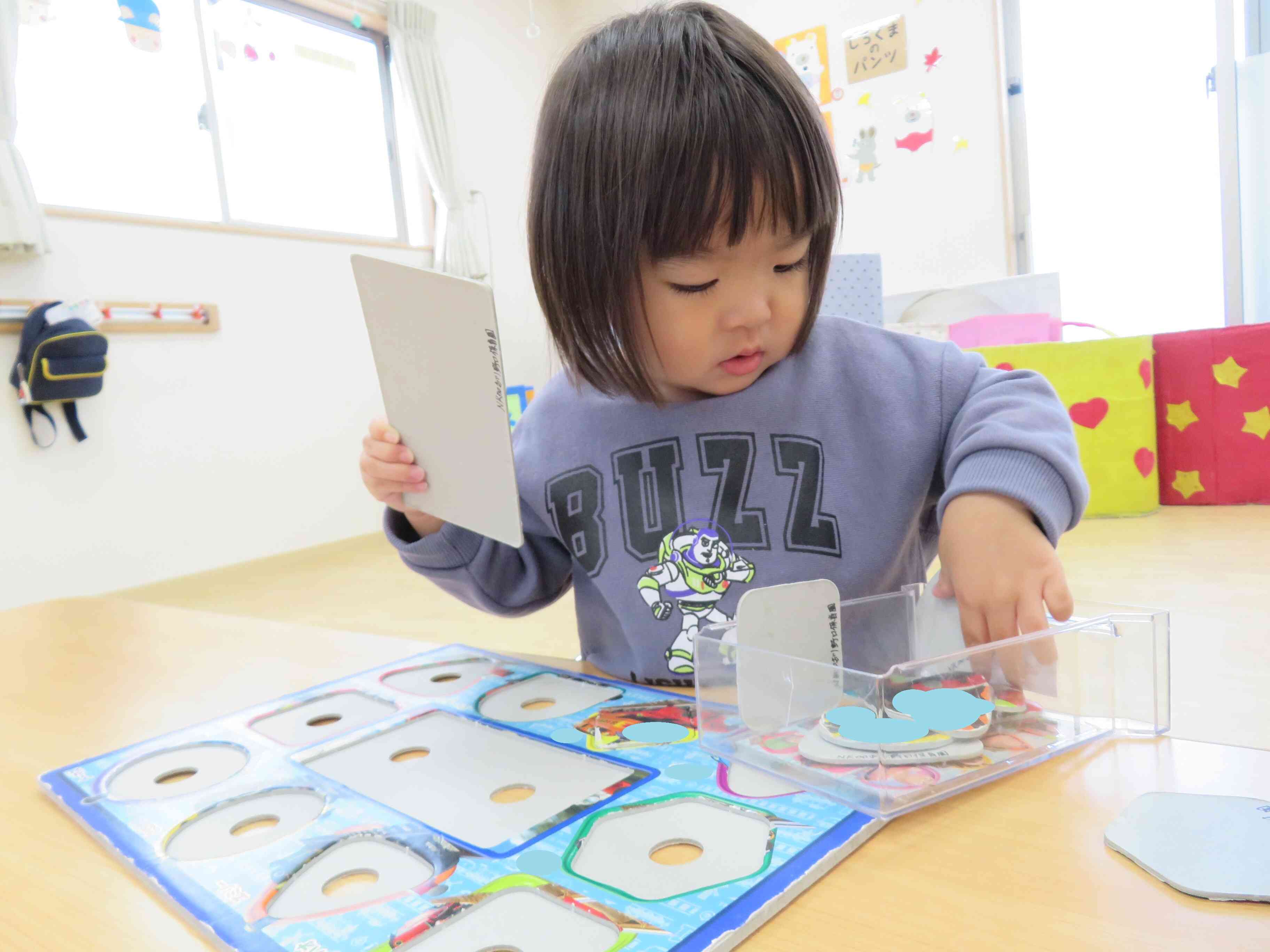 土曜日の公園遊び！ぽかぽか陽気のお散歩気持ちいいなぁ～♪